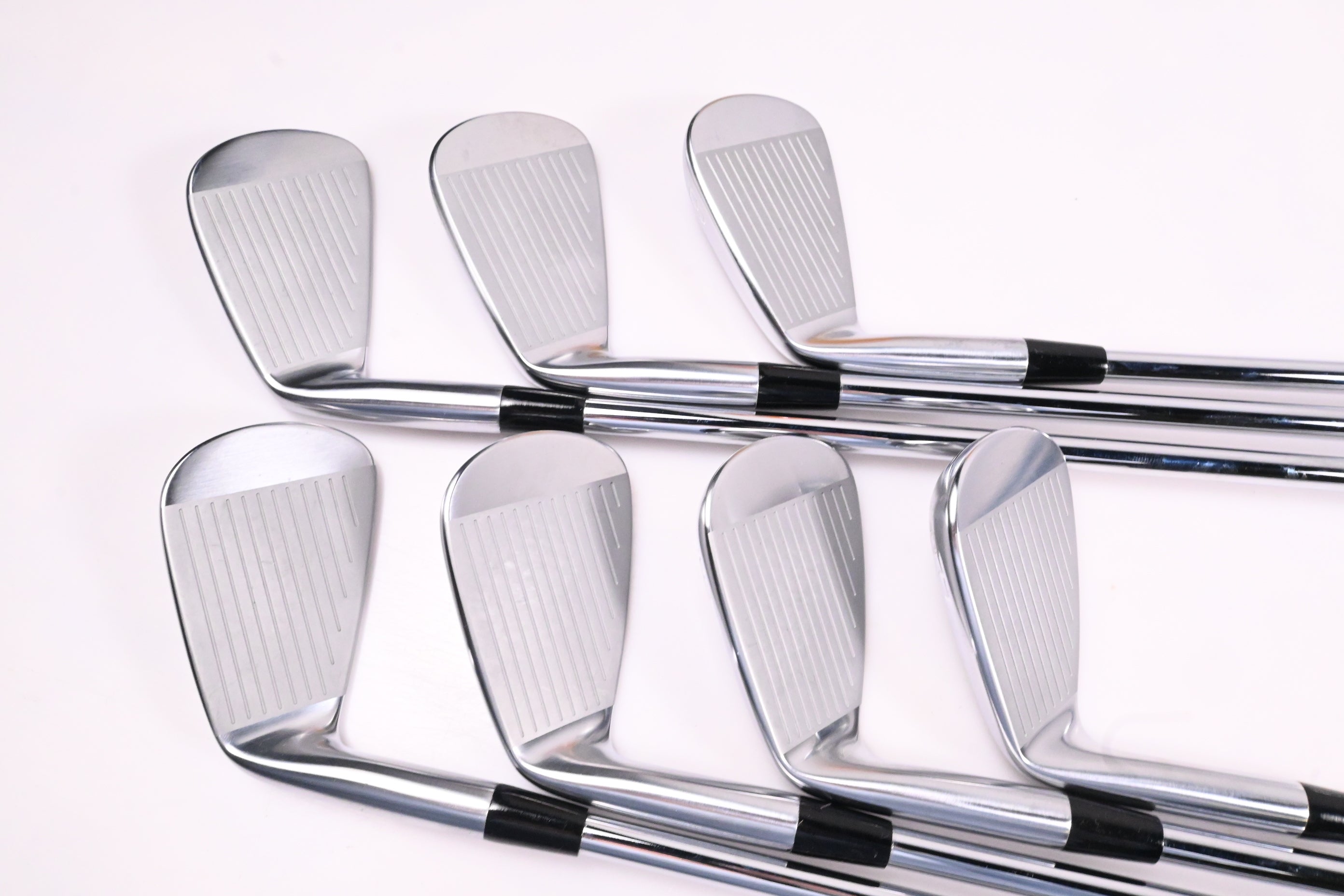 Mizuno Pro 241 Irons / 4-PW / Stiff Flex Dynamic Gold 95 S300 Shafts