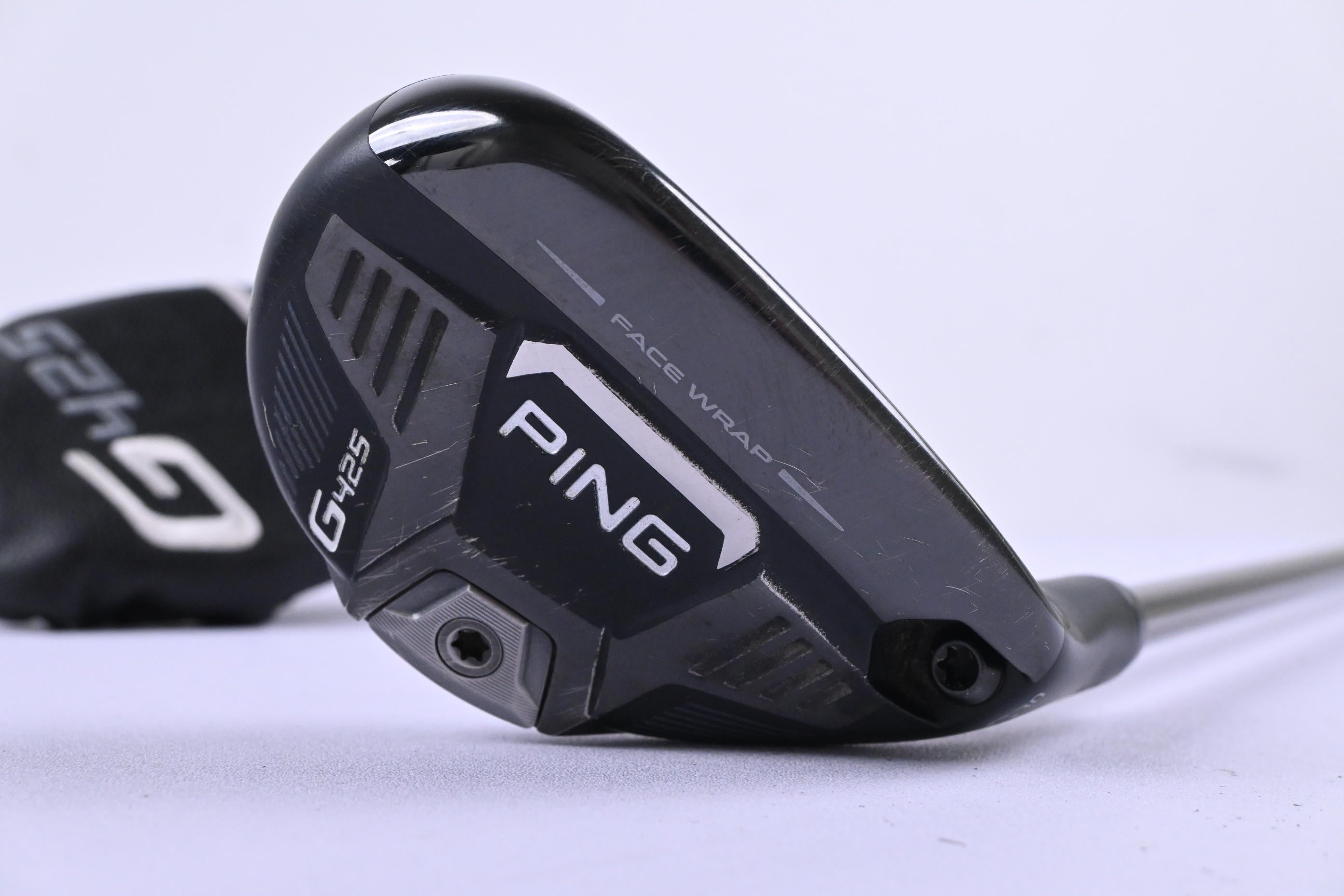 Ping G425 #6 Hybrid / 30 Degree / Stiff Flex Ping Tour 85 Shaft