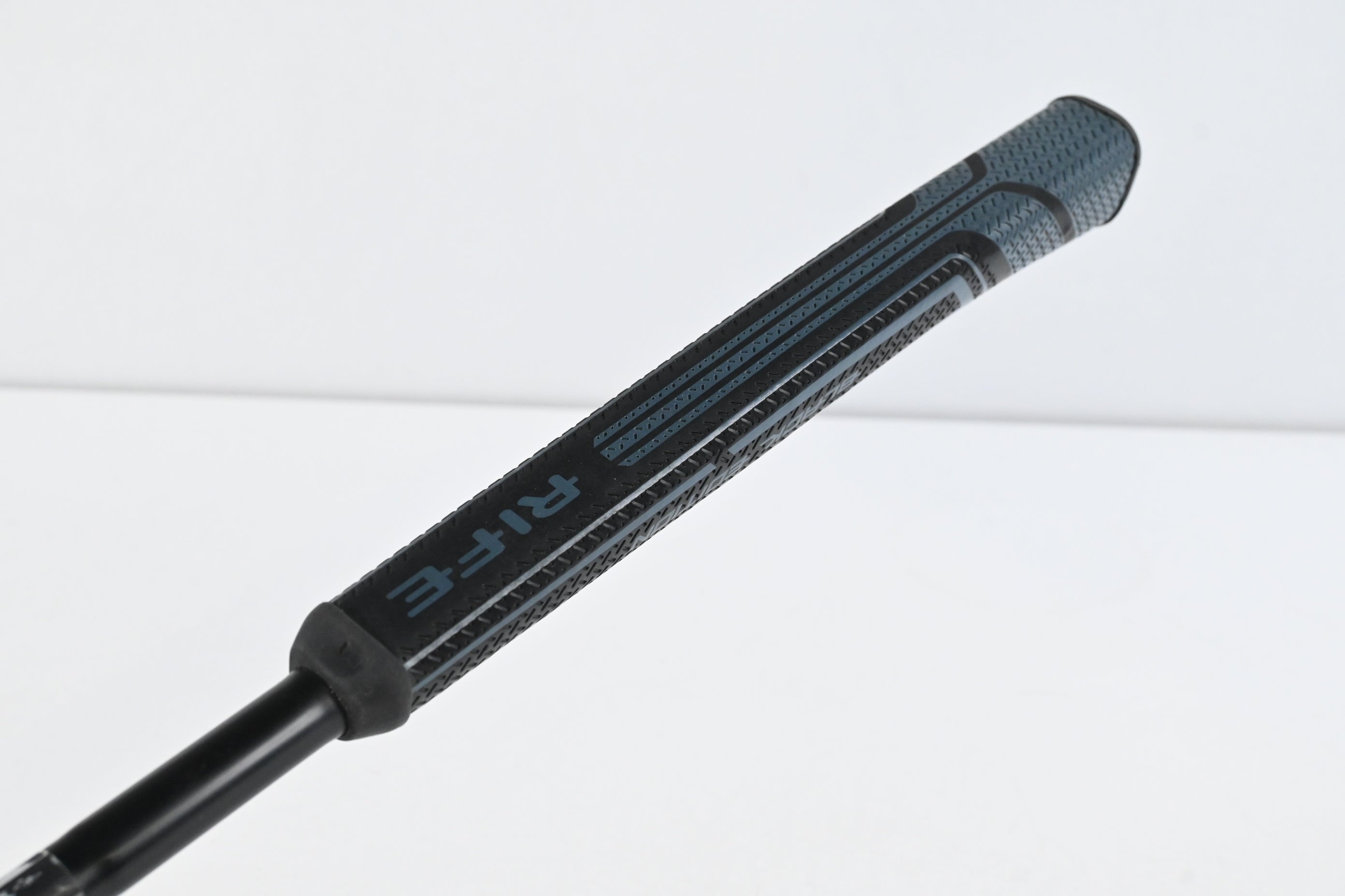Rife Roll Groove Series Black Edition 002 Putter / 34 Inch