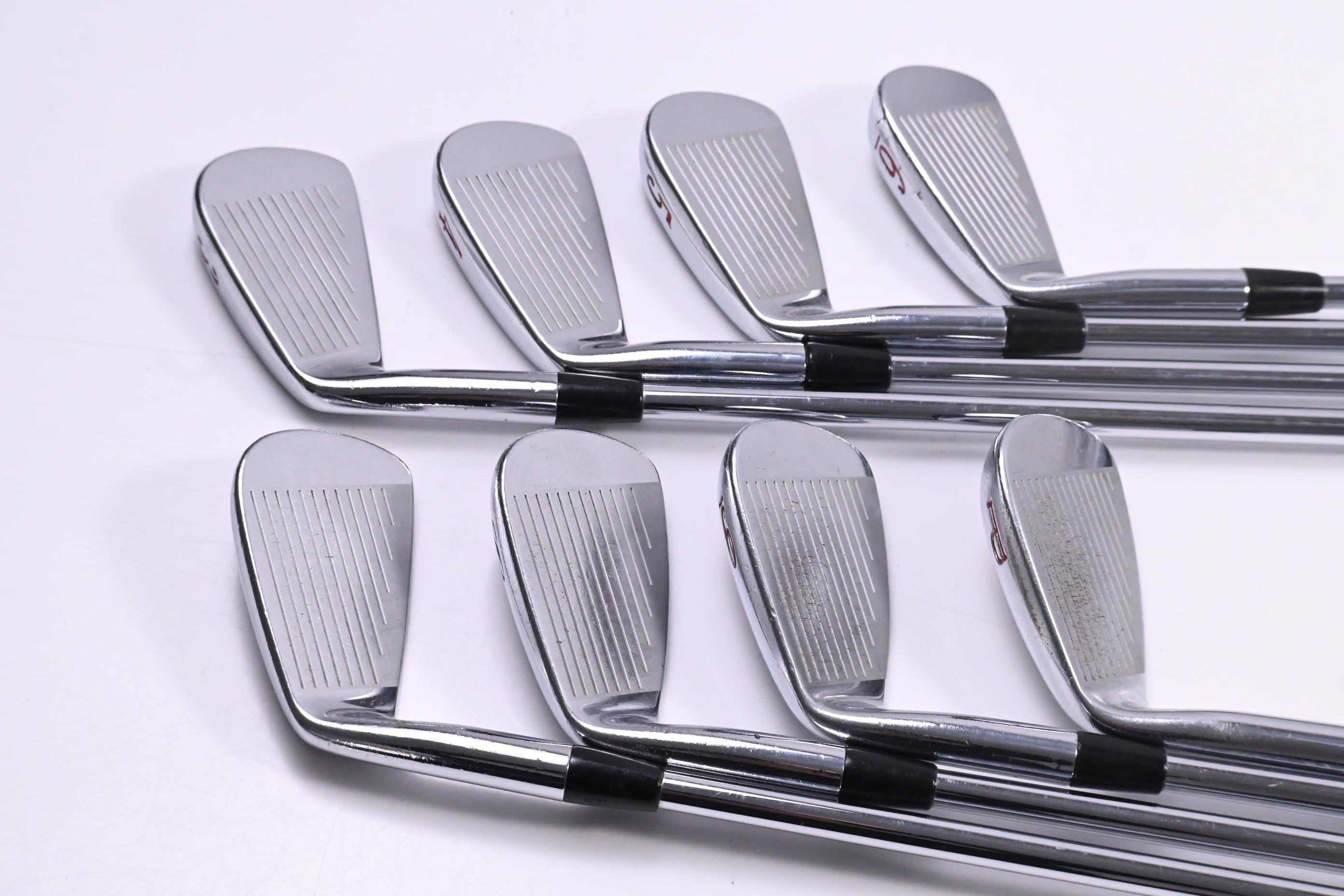 Titleist 690.CB Irons / 3-PW / Stiff Flex True Temper Dynamic Gold S300 Shafts