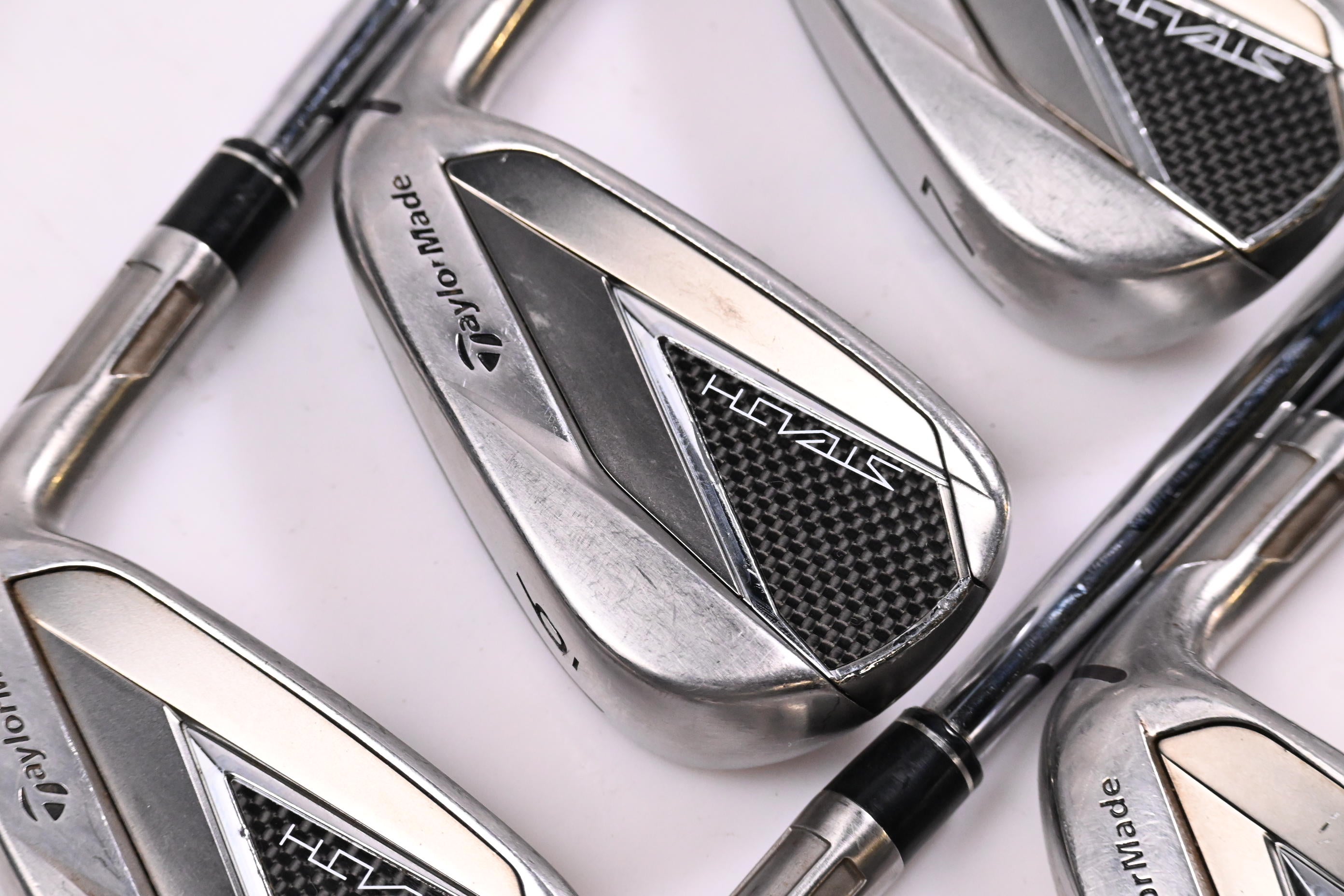 Taylormade Stealth Irons / 5-PW+GW+SW / Regular Flex Dynamic Gold 95 R300