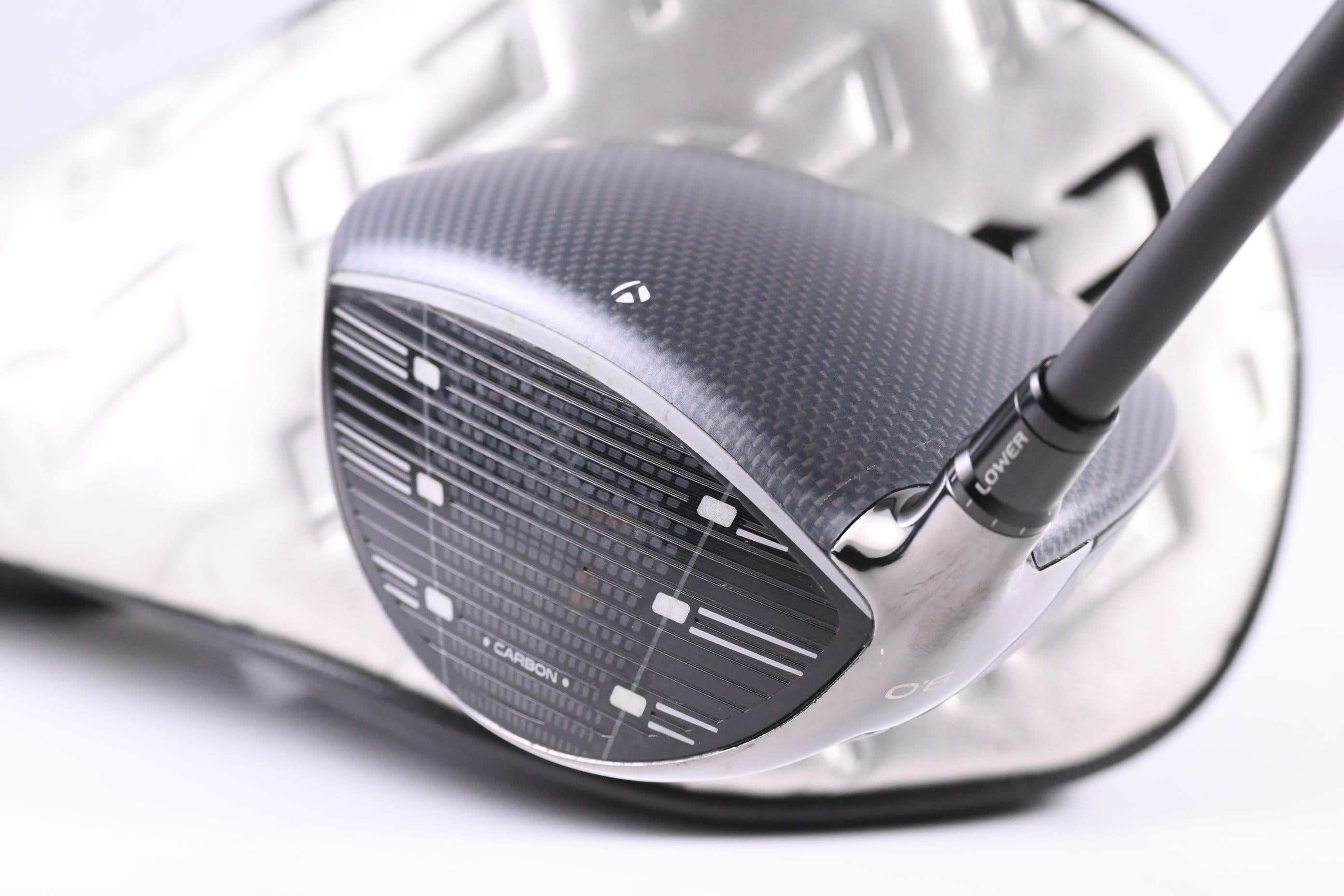 Taylormade Qi35 LS Driver / 9 Degree / Stiff Flex Kai'li Dark Waves White 60