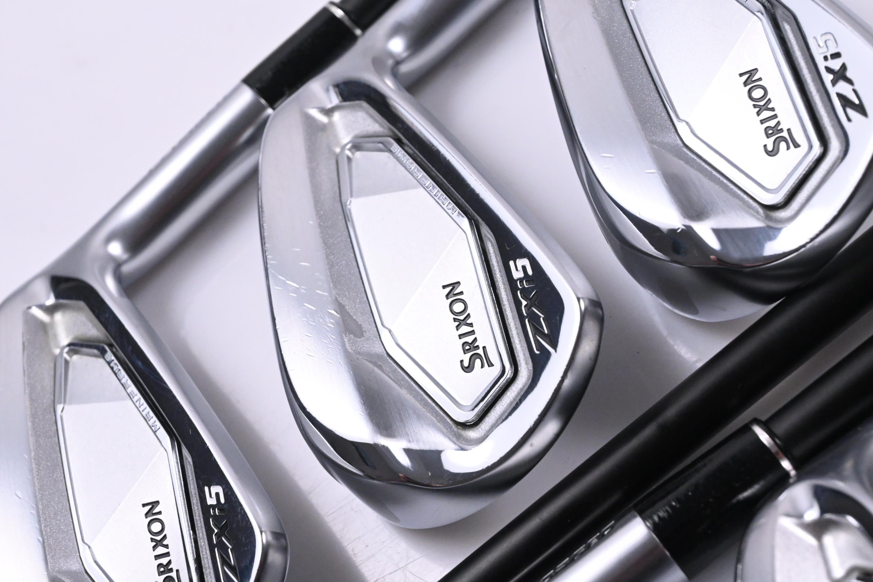 Srixon ZXi5 Irons / 5-PW+GW / Regular Flex KBS PGI 60 Shafts