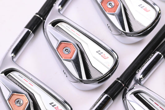 Taylormade R11 Irons / 4-PW+SW / Regular Flex Fujikura Motore 65 Shafts