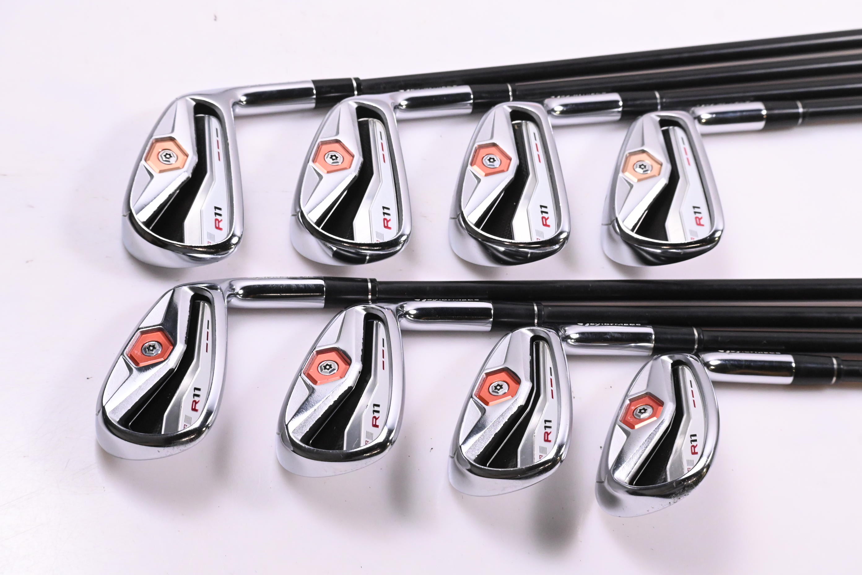 Taylormade R11 Irons / 4-PW+SW / Regular Flex Fujikura Motore 65 Shafts