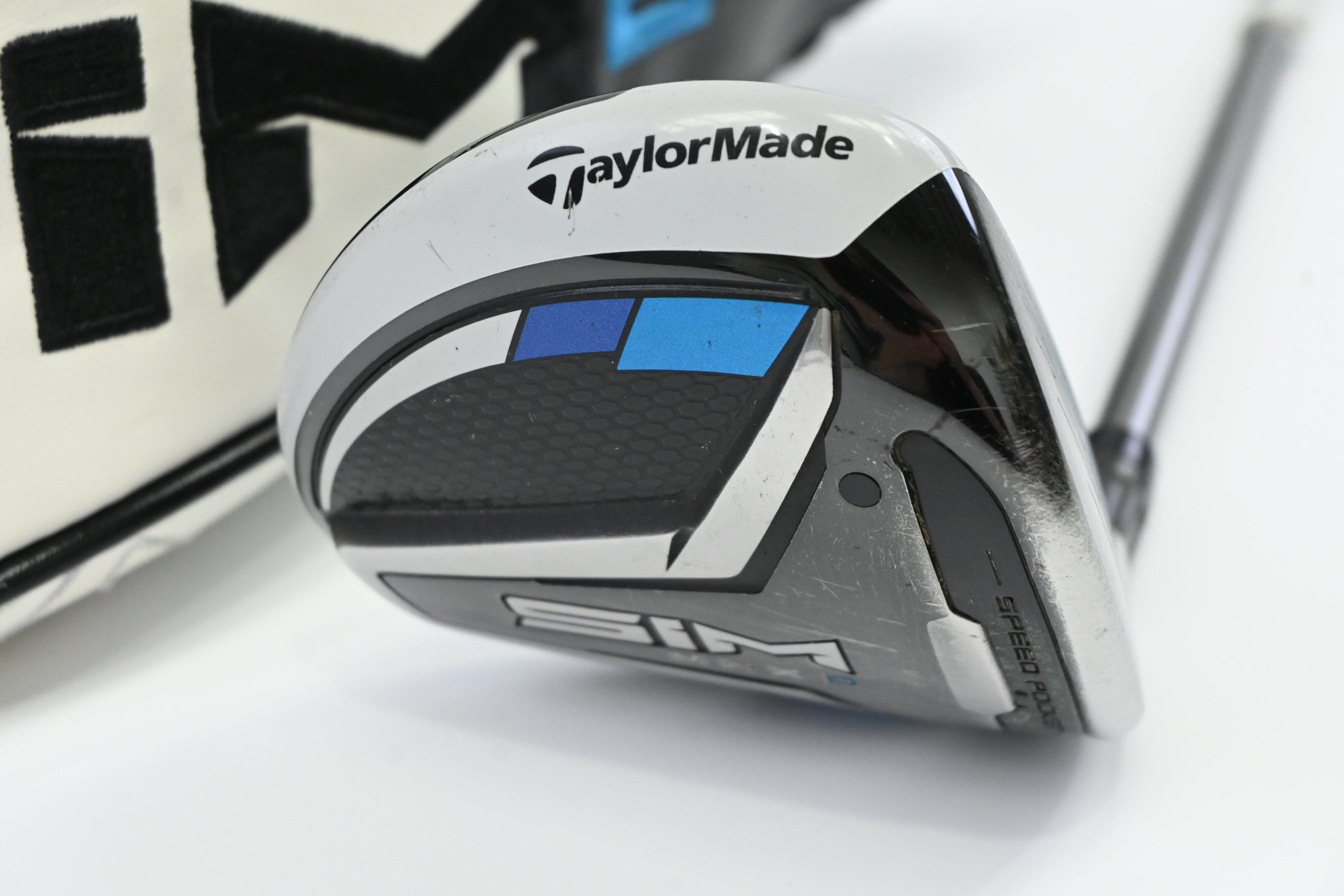 Taylormade SIM Max D #5 Wood / 19 Degree / Regular Flex UST Helium 5