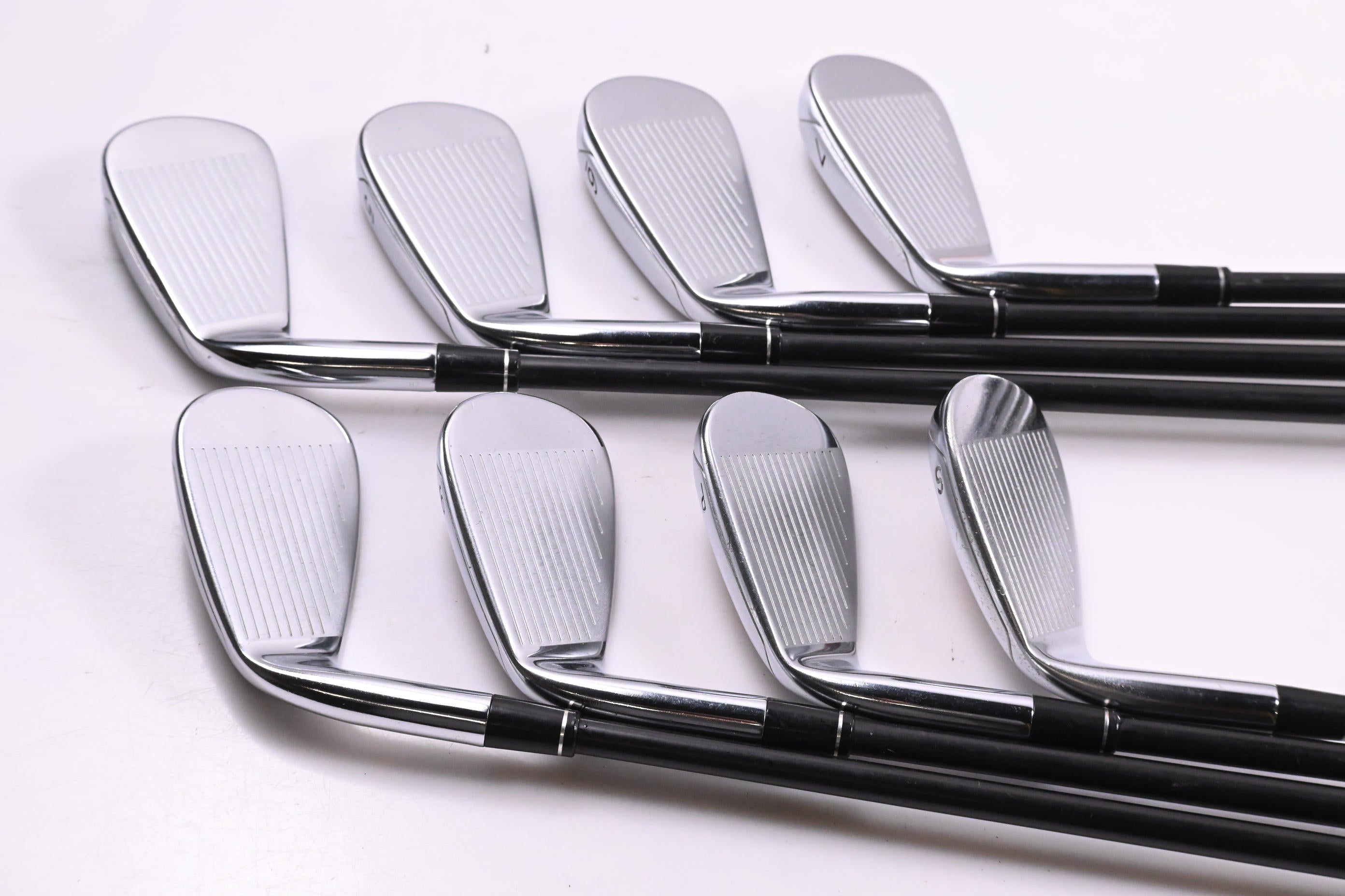 Taylormade R11 Irons / 4-PW+SW / Regular Flex Fujikura Motore 65 Shafts