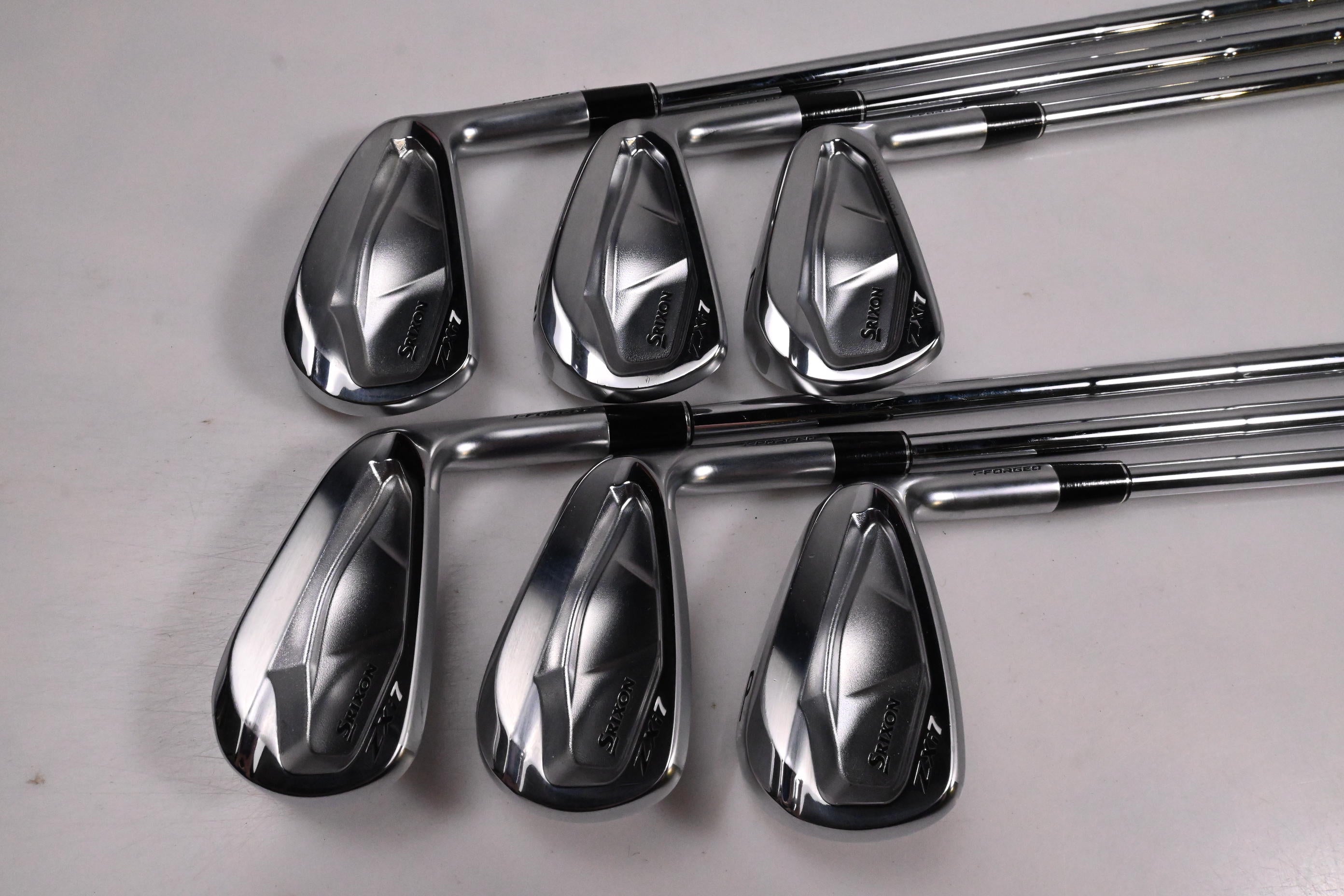 Srixon ZXi7 Irons / 5-PW / X-Flex Dynamic Gold X100 Shafts