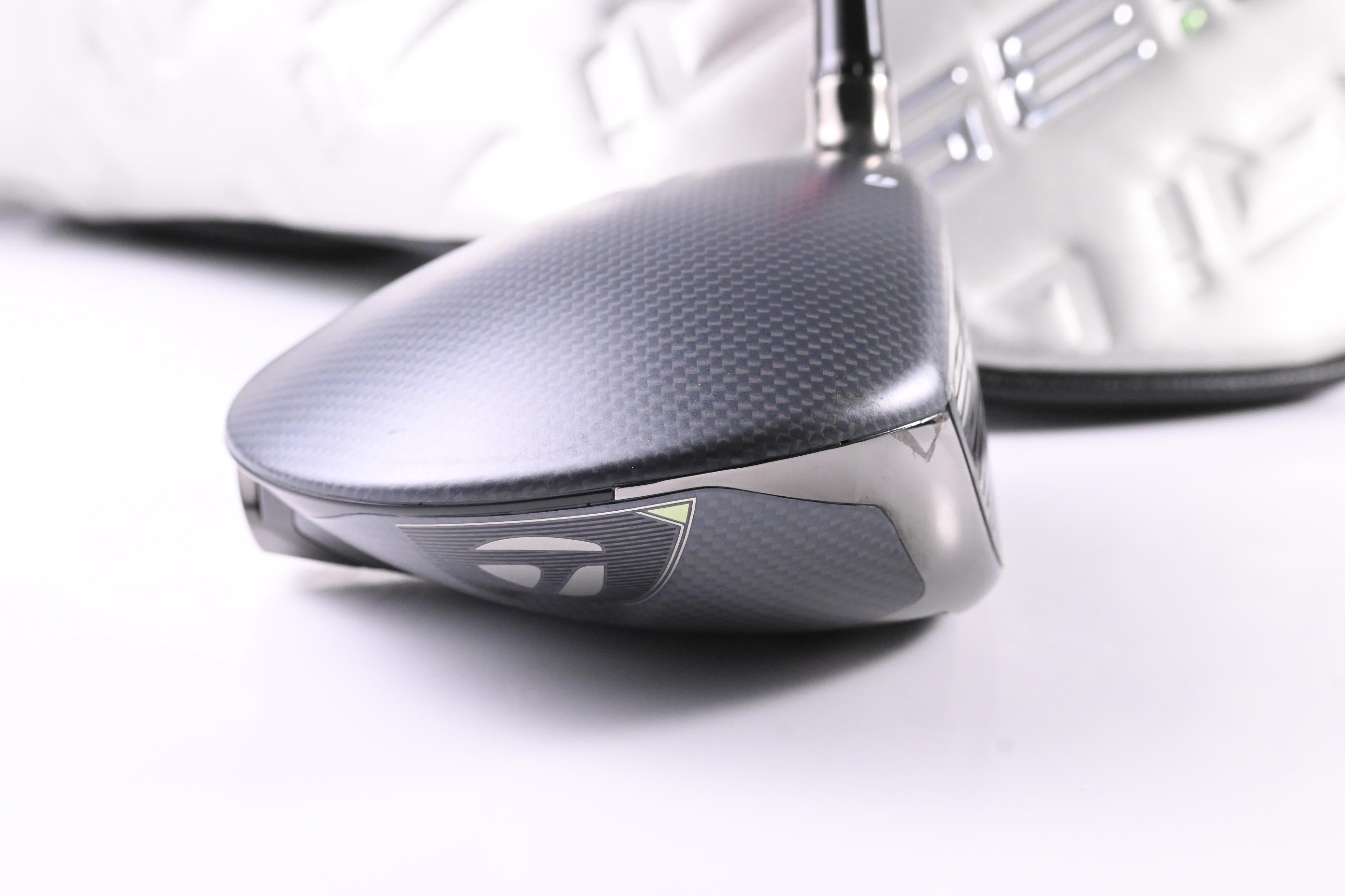 Taylormade Qi35 LS Driver / 9 Degree / Regular Flex Fujikura Speeder NX TCS 50