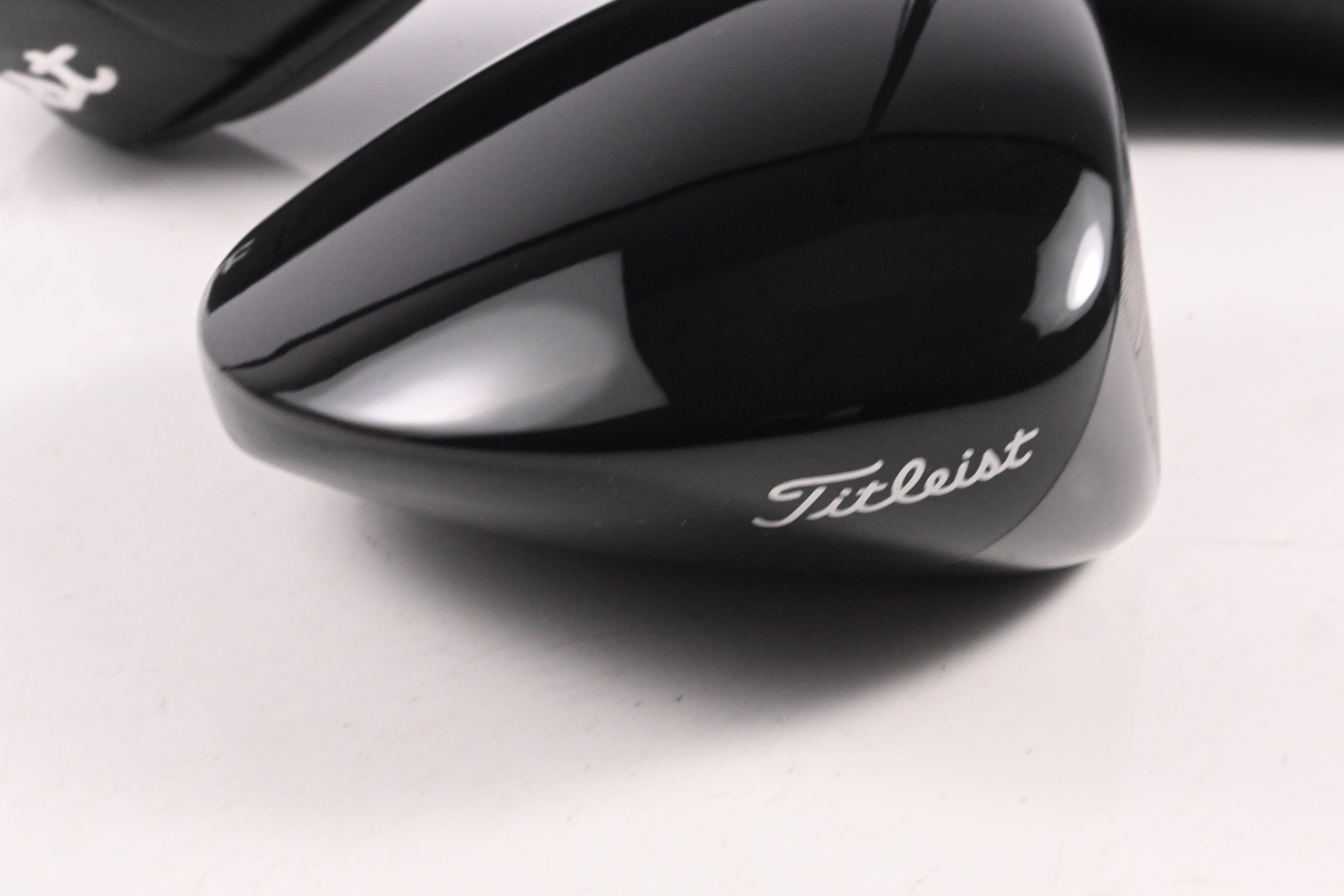 Titleist GT3 Driver / 8 Degree / Stiff Flex Diamana DF Series 50 Shaft