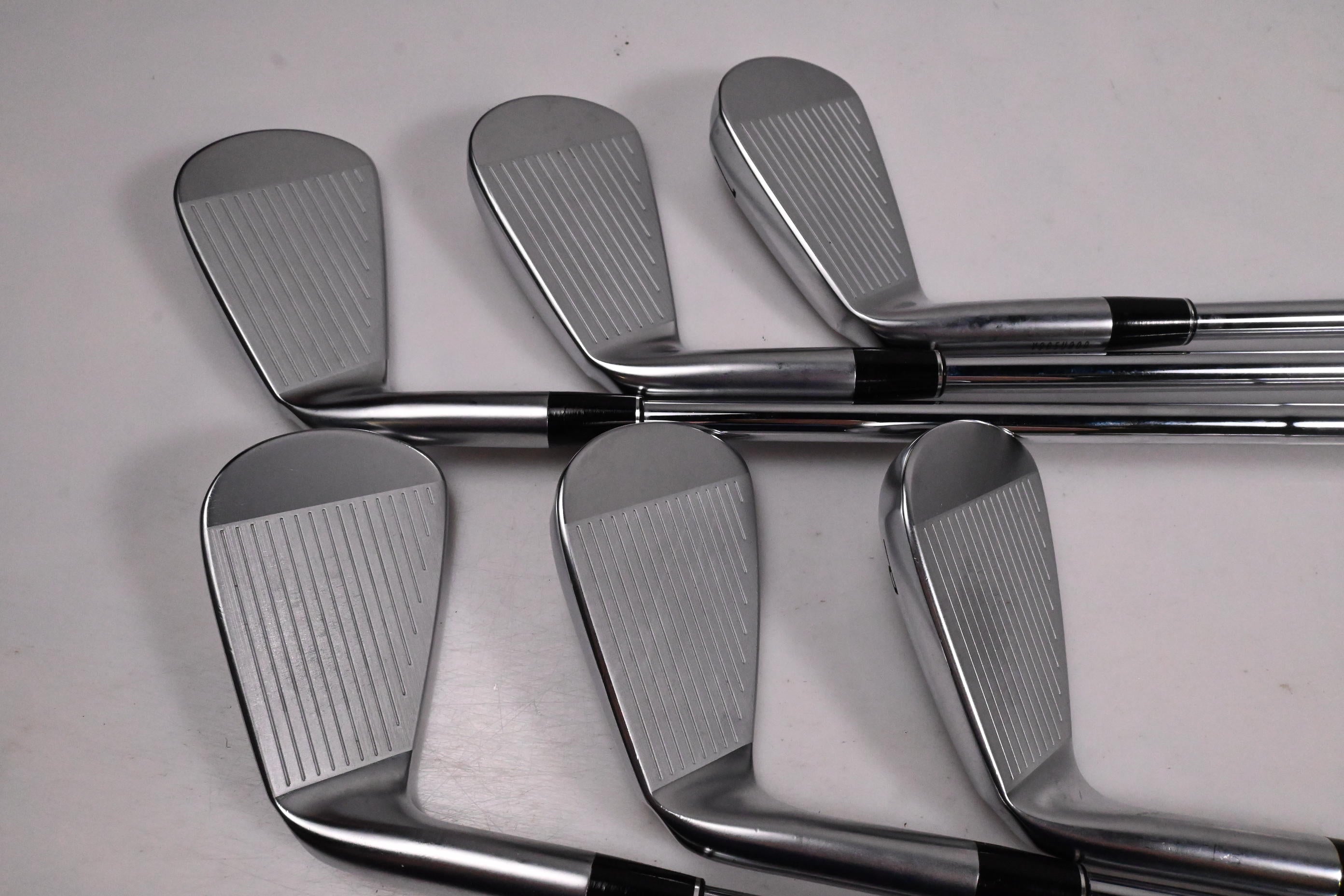 Srixon ZXi7 Irons / 5-PW / X-Flex Dynamic Gold X100 Shafts
