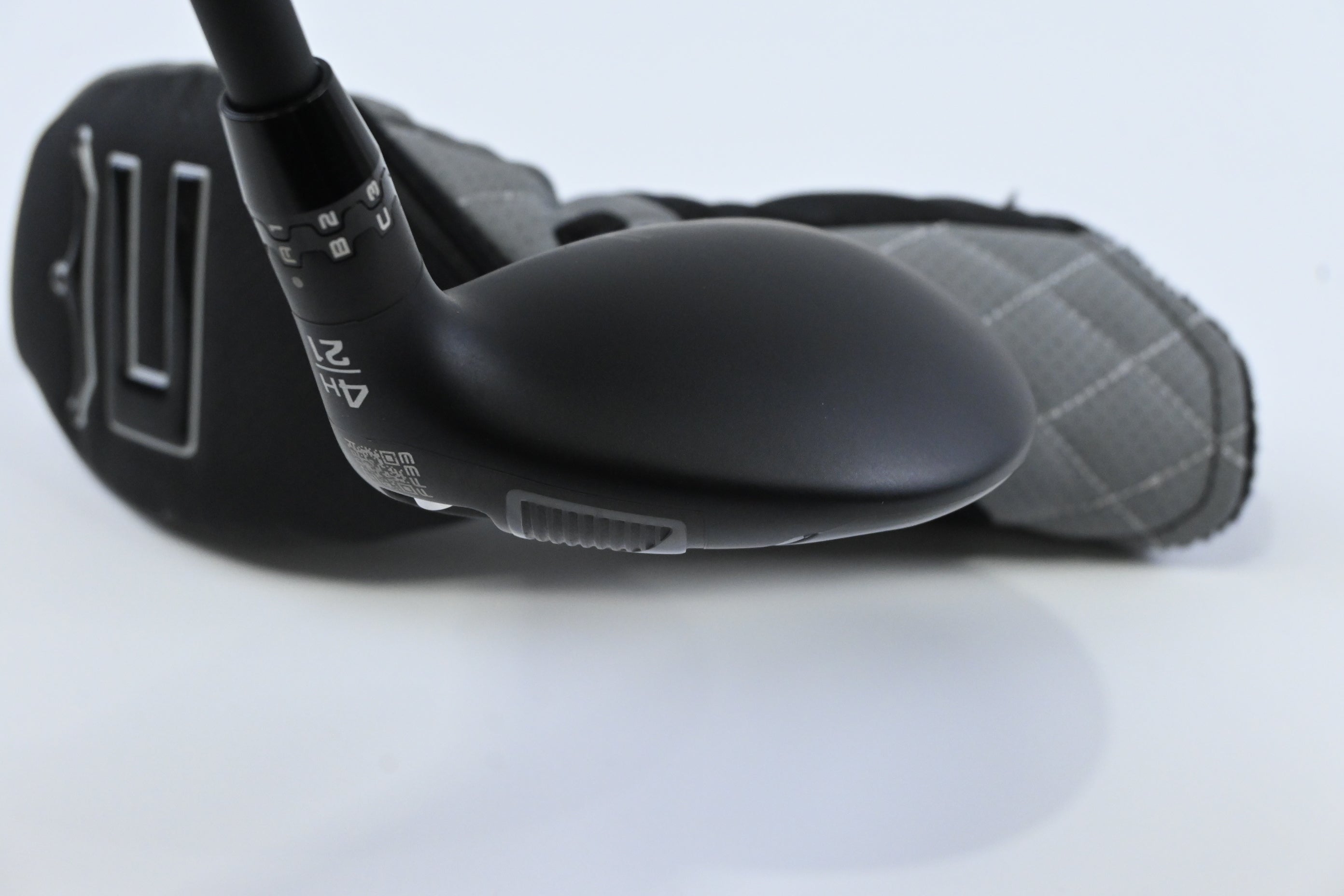 Cobra OPTM #4 Hybrid / 21 Degree / X-Flex MMT 80 Shaft