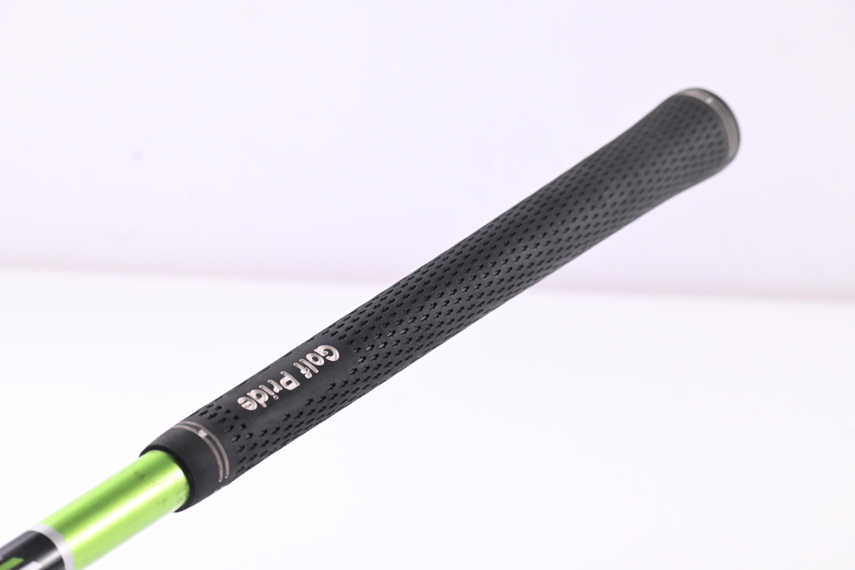 Taylormade RBZ Driver / 9.5 Degree / Regular Flex Matrix Ozik Xcon-6 Shaft