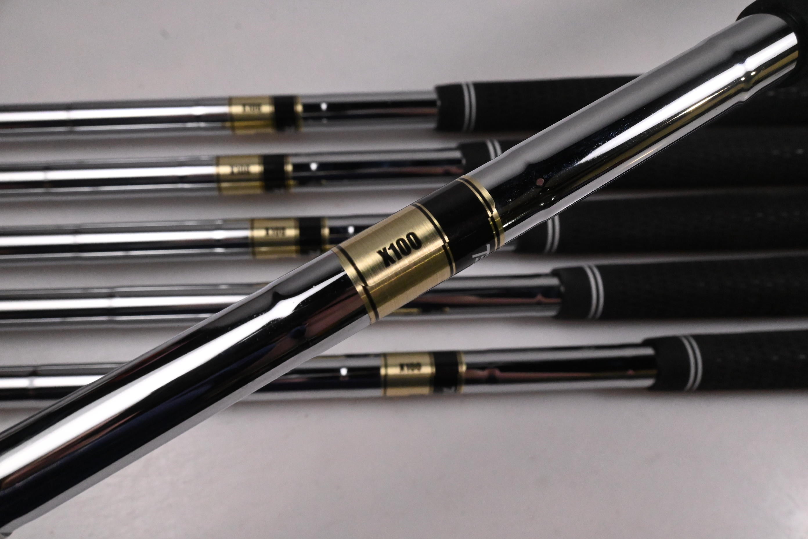 Srixon ZXi7 Irons / 5-PW / X-Flex Dynamic Gold X100 Shafts