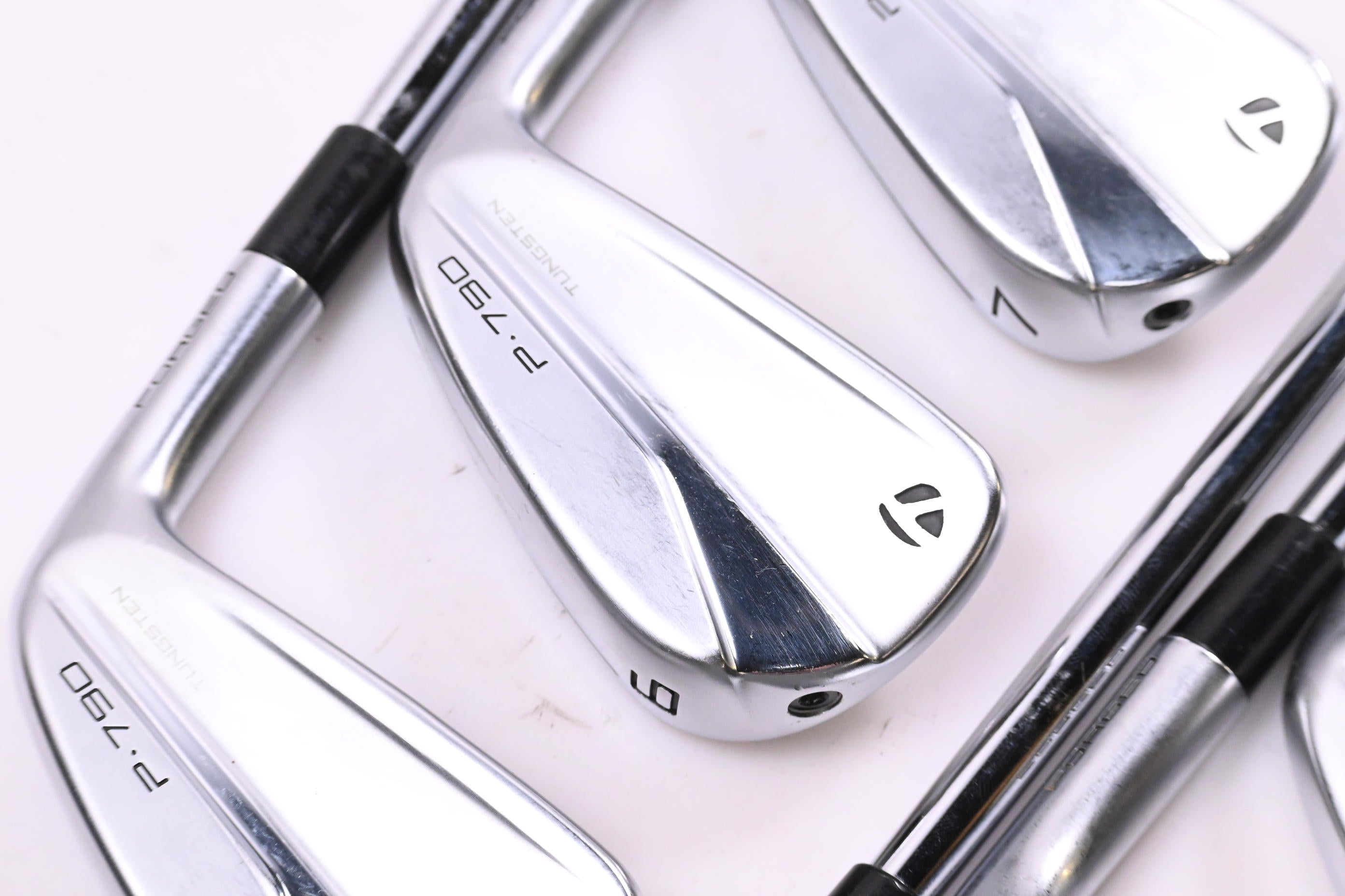 Taylormade P790 2021 Irons / 5-PW+AW / Regular Flex KBS Tour Lite Shafts