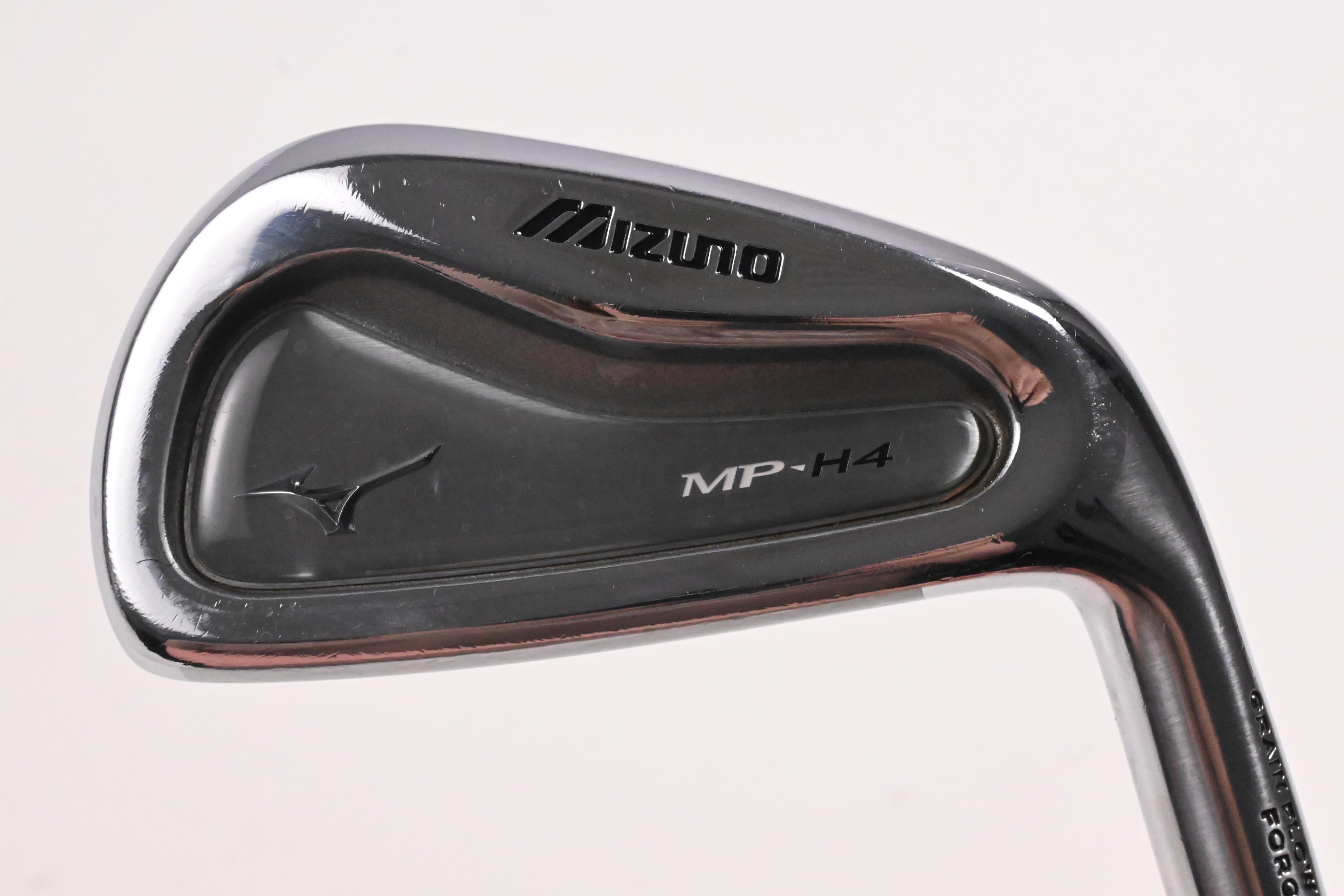 Mizuno MP-H4 Utility #6 Iron / 30 Degree / Stiff Flex Dynamic Gold S300 Shaft