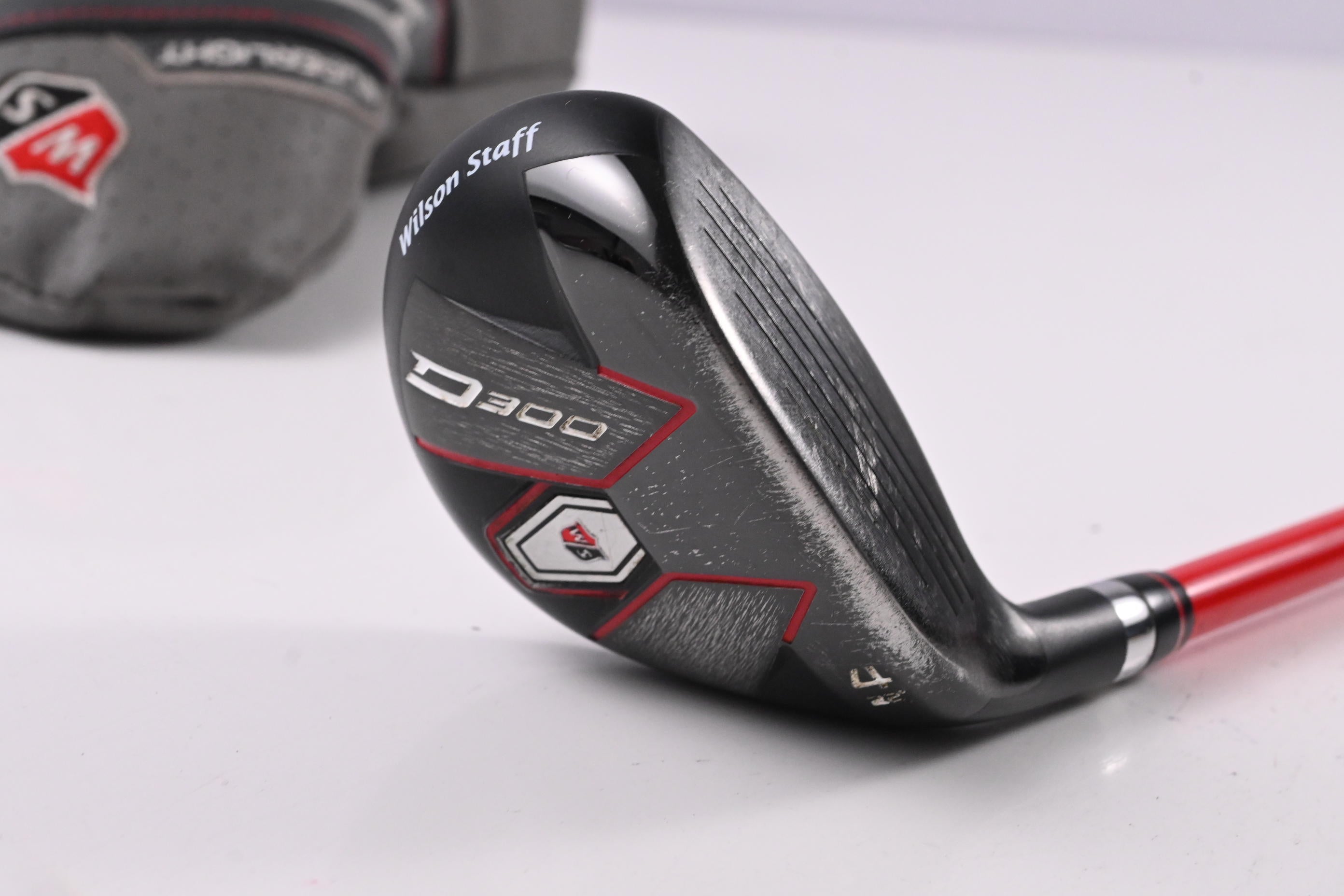 Wilson D300 #4 Hybrid / 22 Degree / Regular Flex Wilson D300 Superlite Shaft