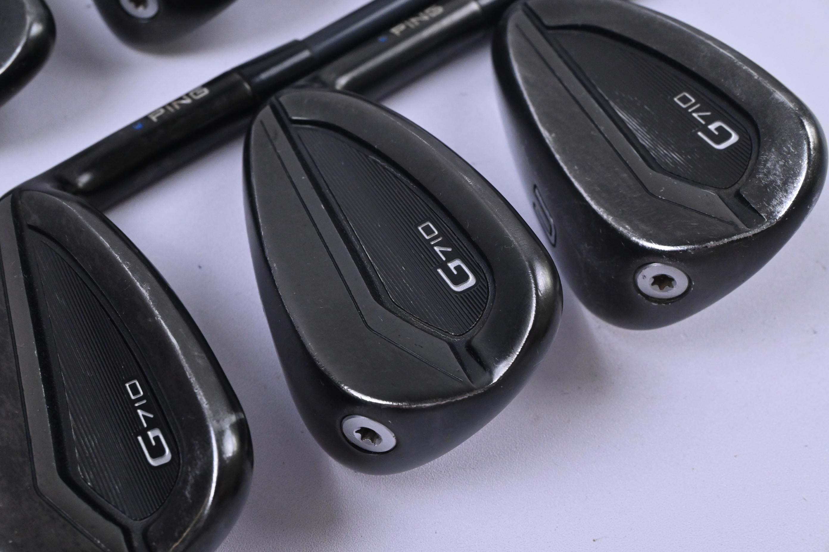 Ping G710 Irons / 6-PW+GW / Blue Dot / Senior Flex Ping Alta CB Red AWT Shafts