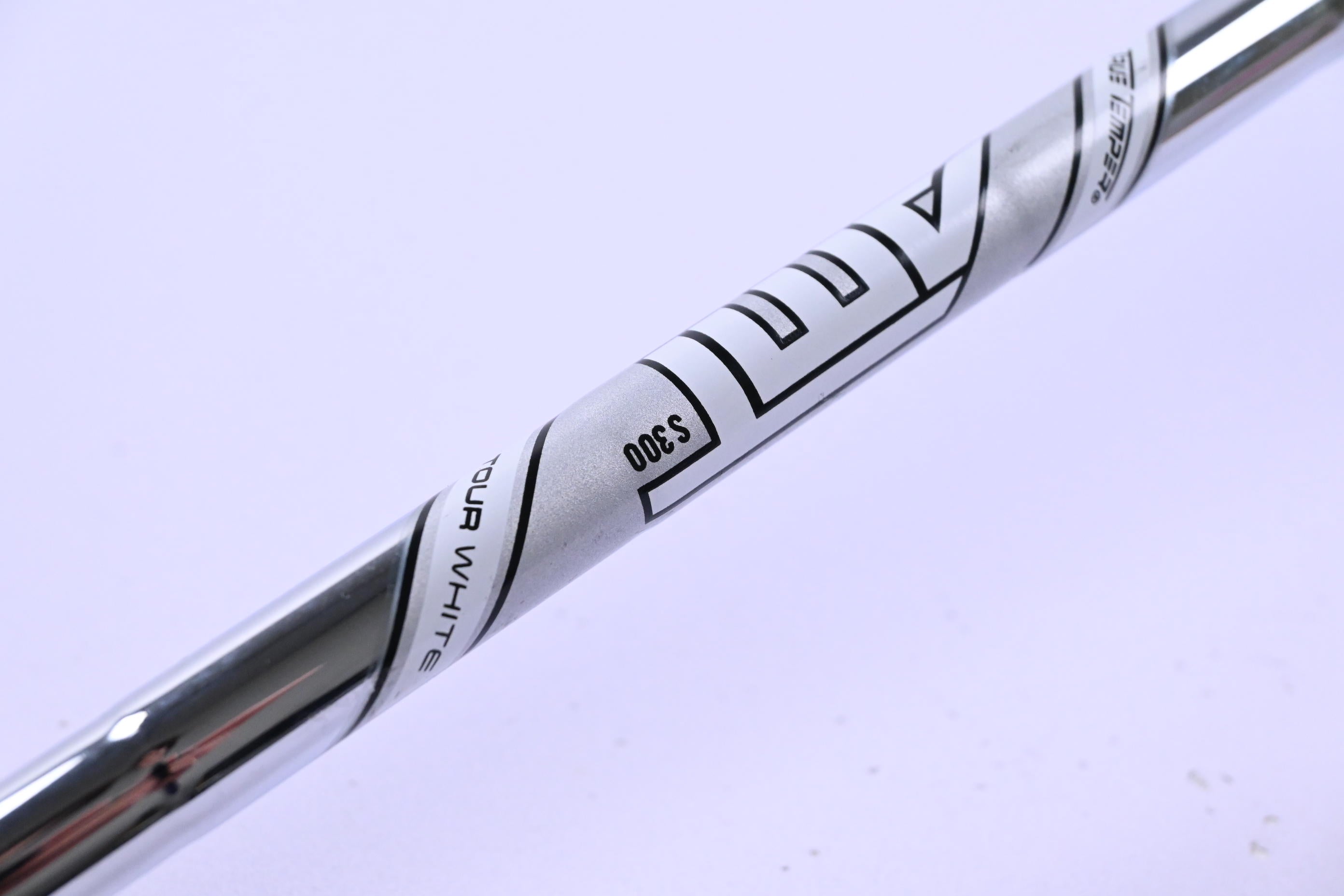 Titleist 620 CB #6 Iron / Stiff Flex True Temper AMT White S300 Shaft