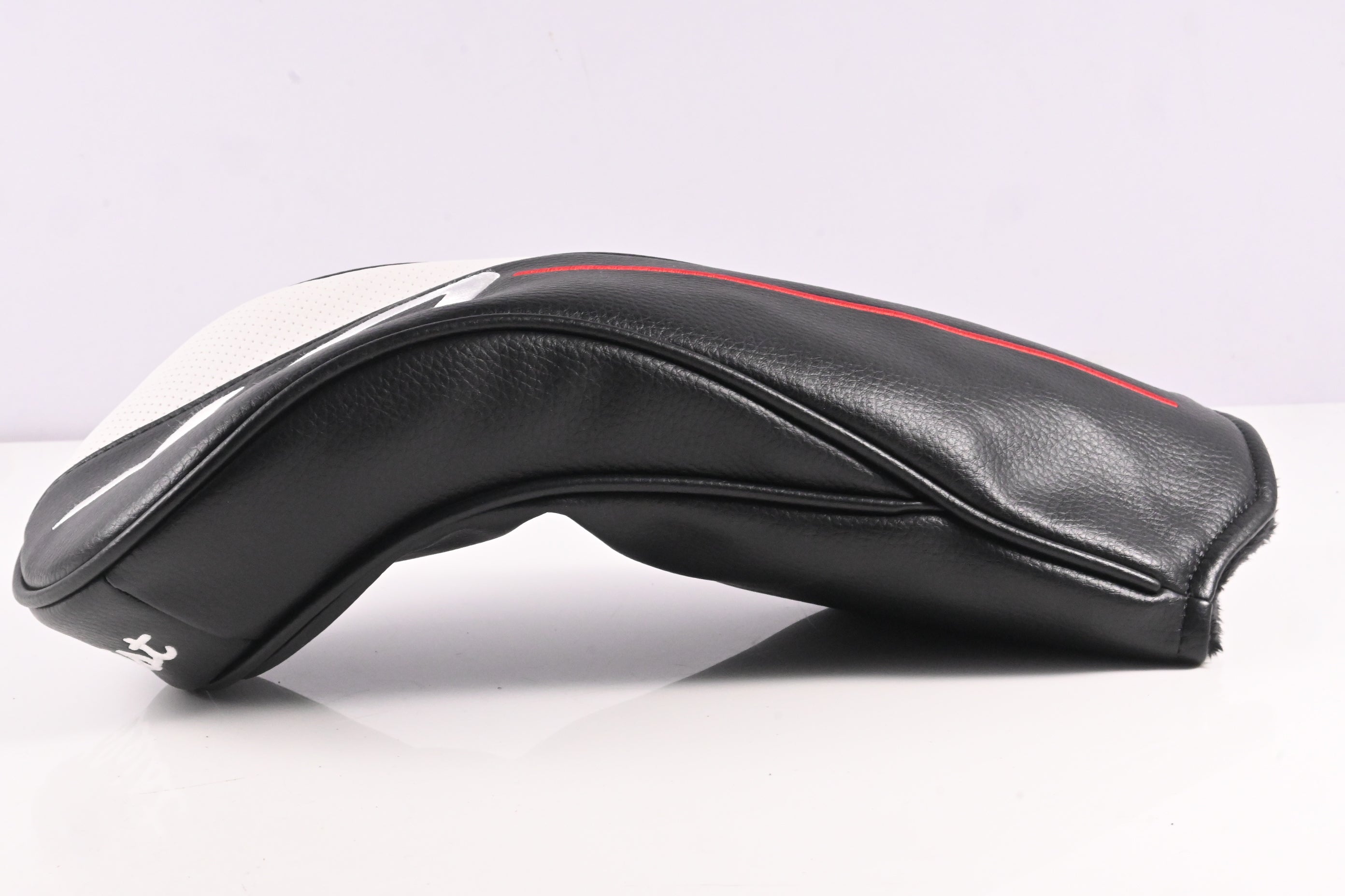 Titleist GT3 Driver / 8 Degree / Stiff Flex Diamana DF Series 50 Shaft