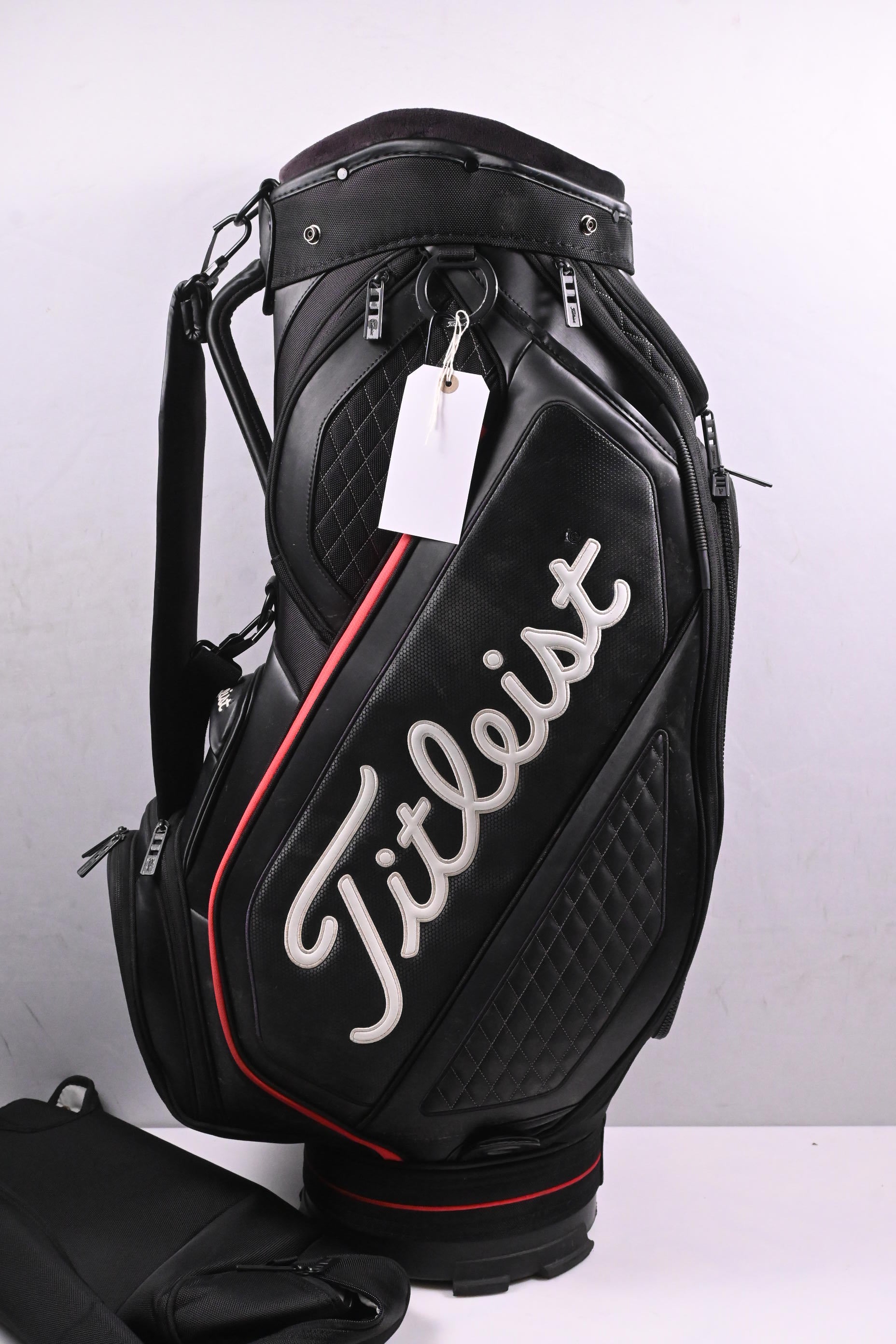 Titleist Midsize Tour Bag / 6-Way Divider / Black