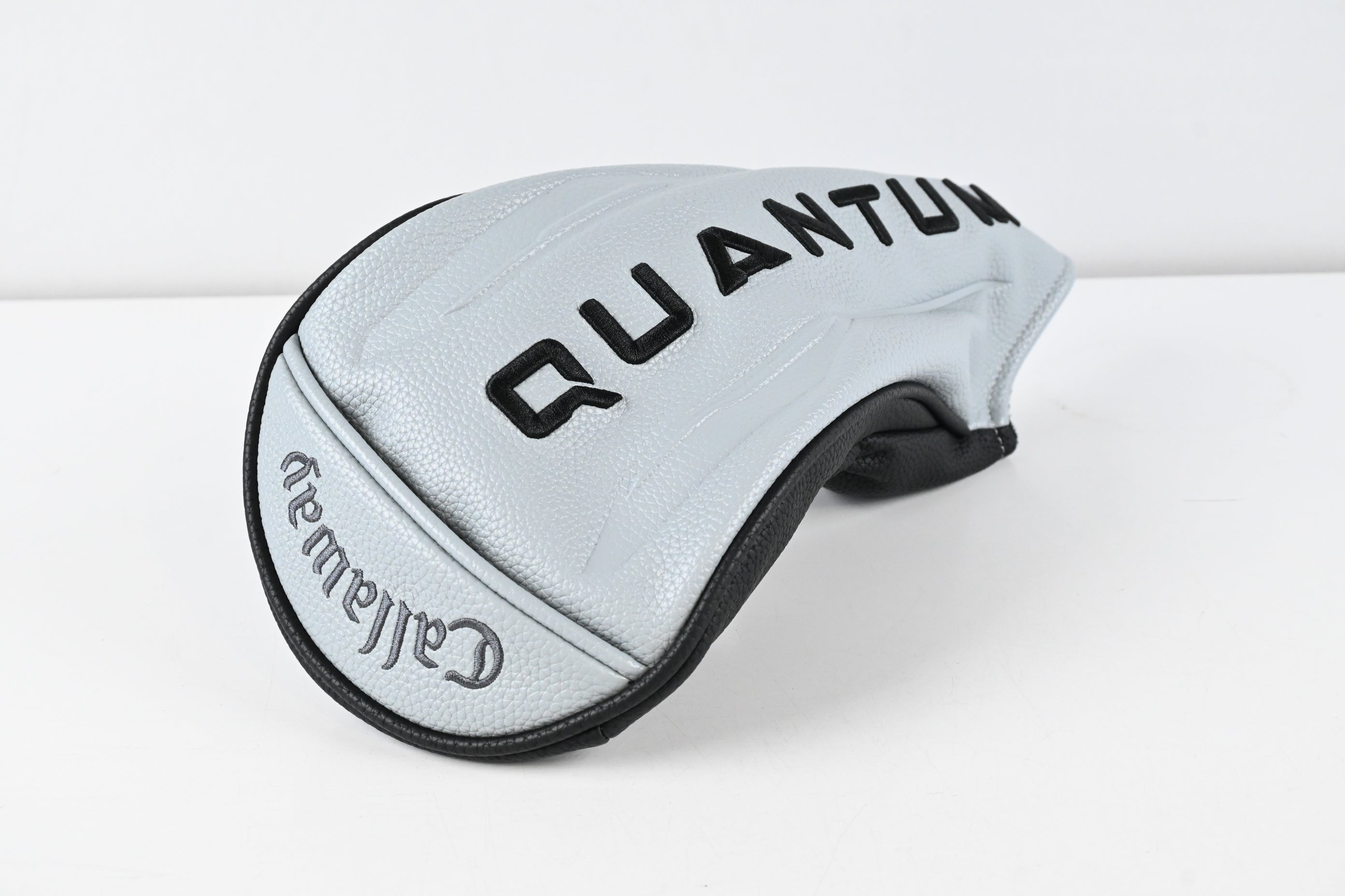 Callaway Quantum Max Driver / 10.5 Degree / Stiff Flex Denali Frost Silver 50