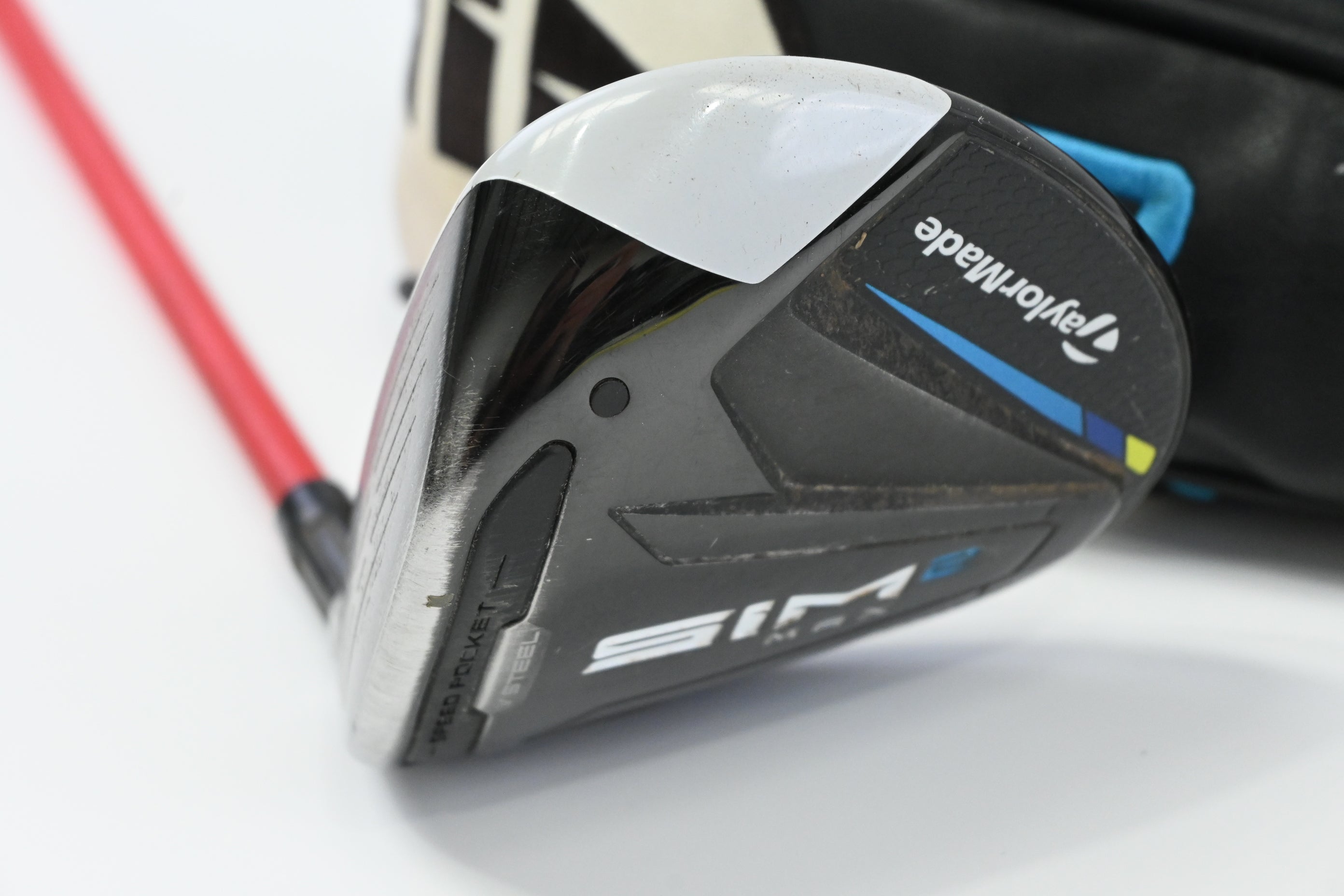 Left Hand Taylormade SIM2 Max #3 Wood / 16.5 Degree / Stiff Flex UST Proforce V2