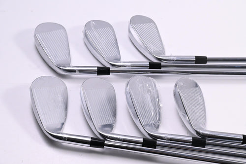 Callaway Quantum Max OS Irons / 5-PW+AW / Regular Flex Elevate 85 Shafts