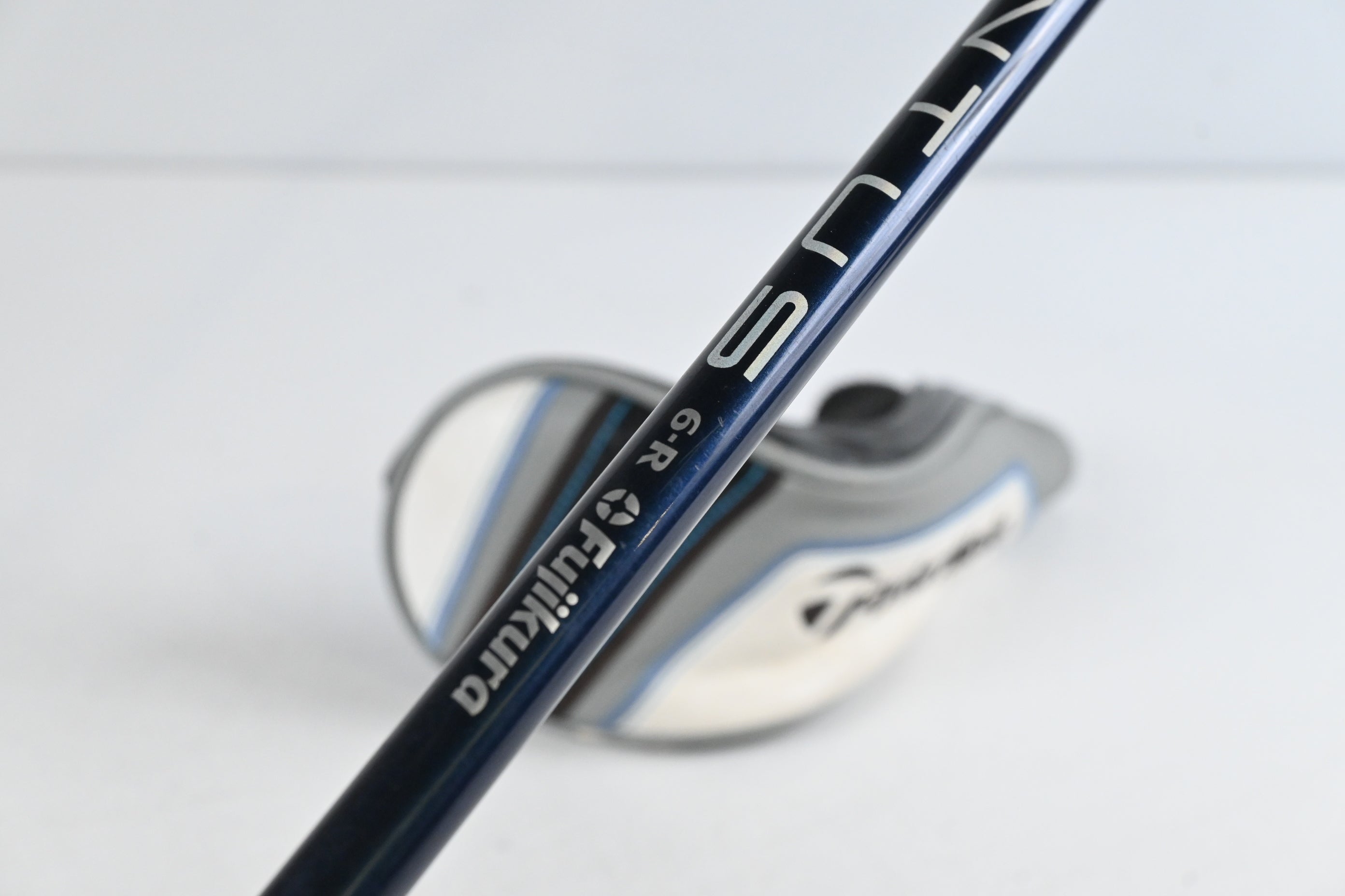 Taylormade SIM Max #4 Hybrid / 22 Degree / Regular Flex Fujikura Ventus Blue 6