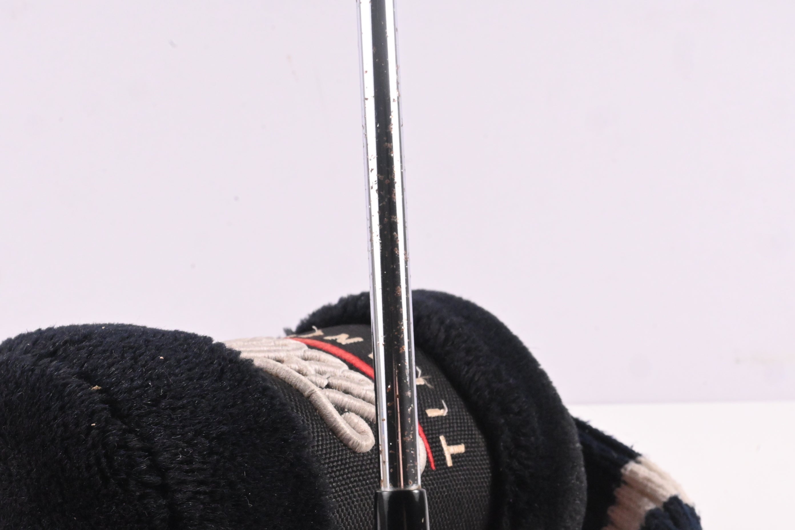 Titleist 975 D Driver / 8.5 Degree / Stiff Flex Dynamic Gold S300 Shaft