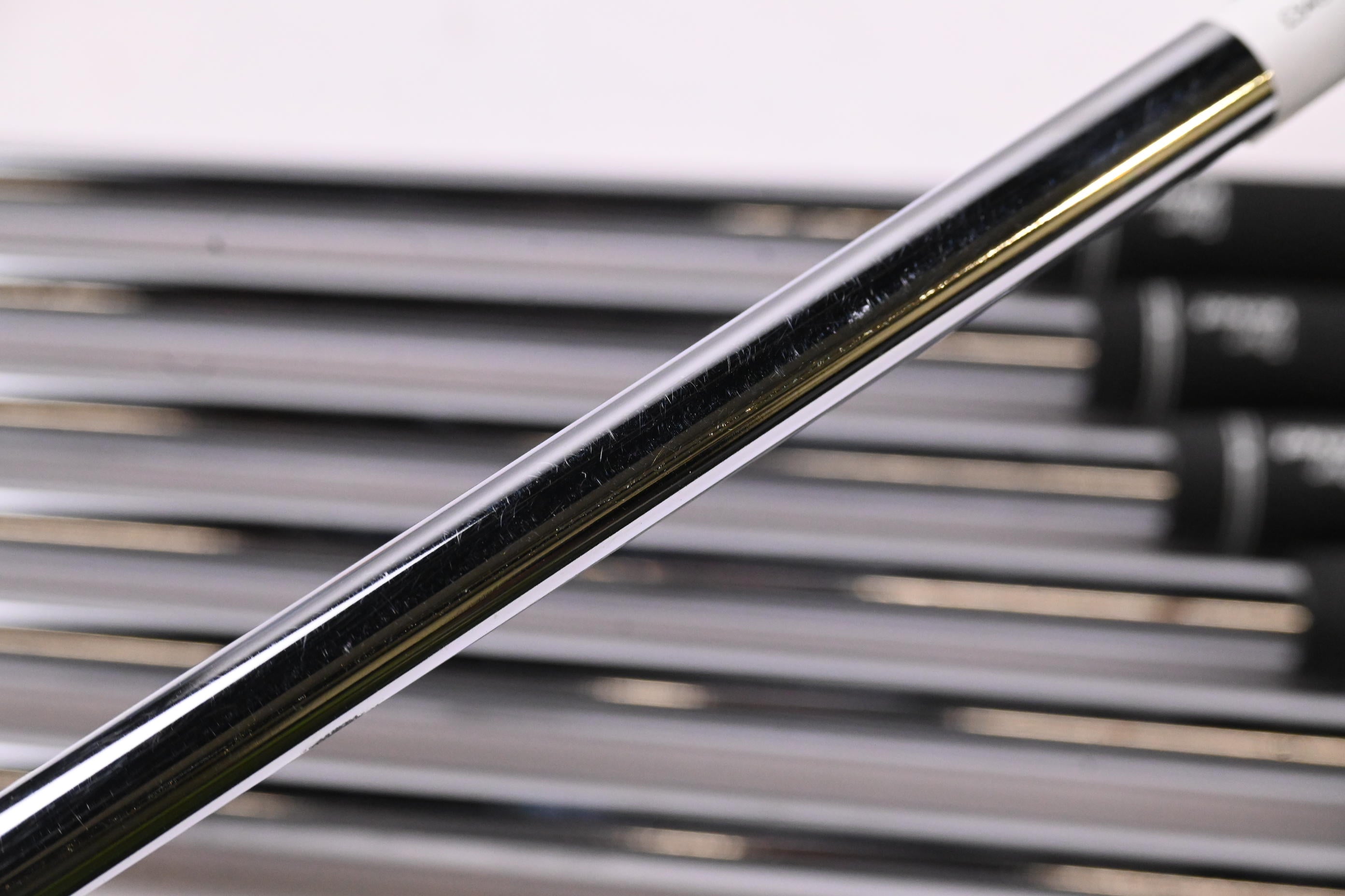 Taylormade P7TW Irons / 4-PW / X-Flex Project X Shafts