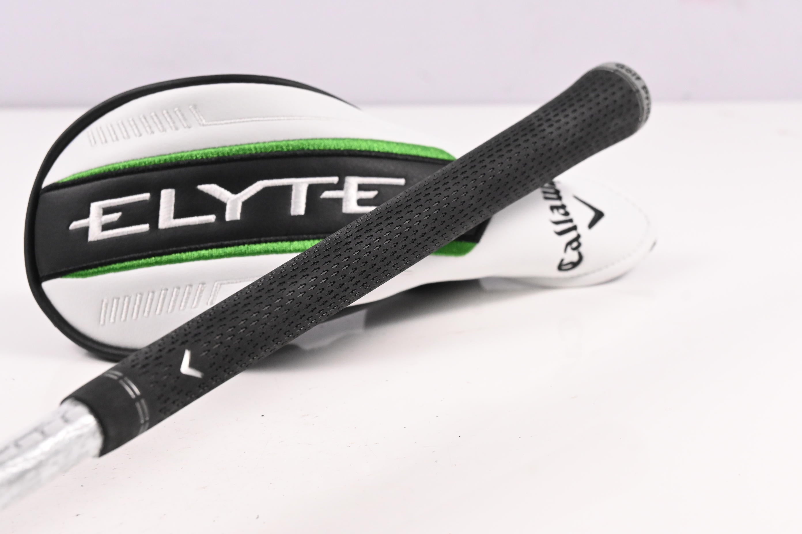 Callaway Elyte #4 Hybrid / 22 Degree / Regular Flex Denali Charcoal 60 Shaft