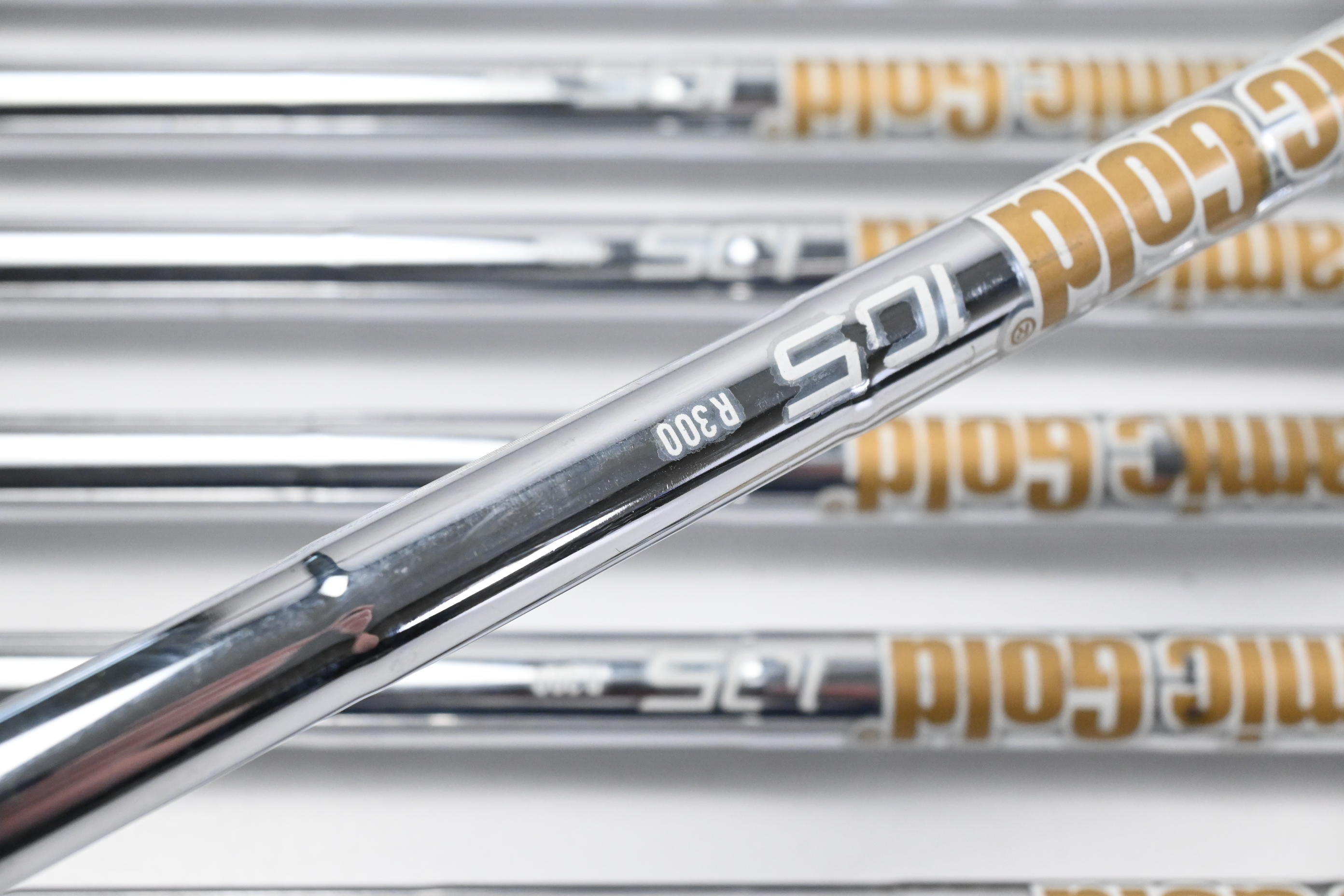 Ping i500 Irons / 4-PW / White Dot / Regular Flex Dynamic Gold 105 R300 Shafts