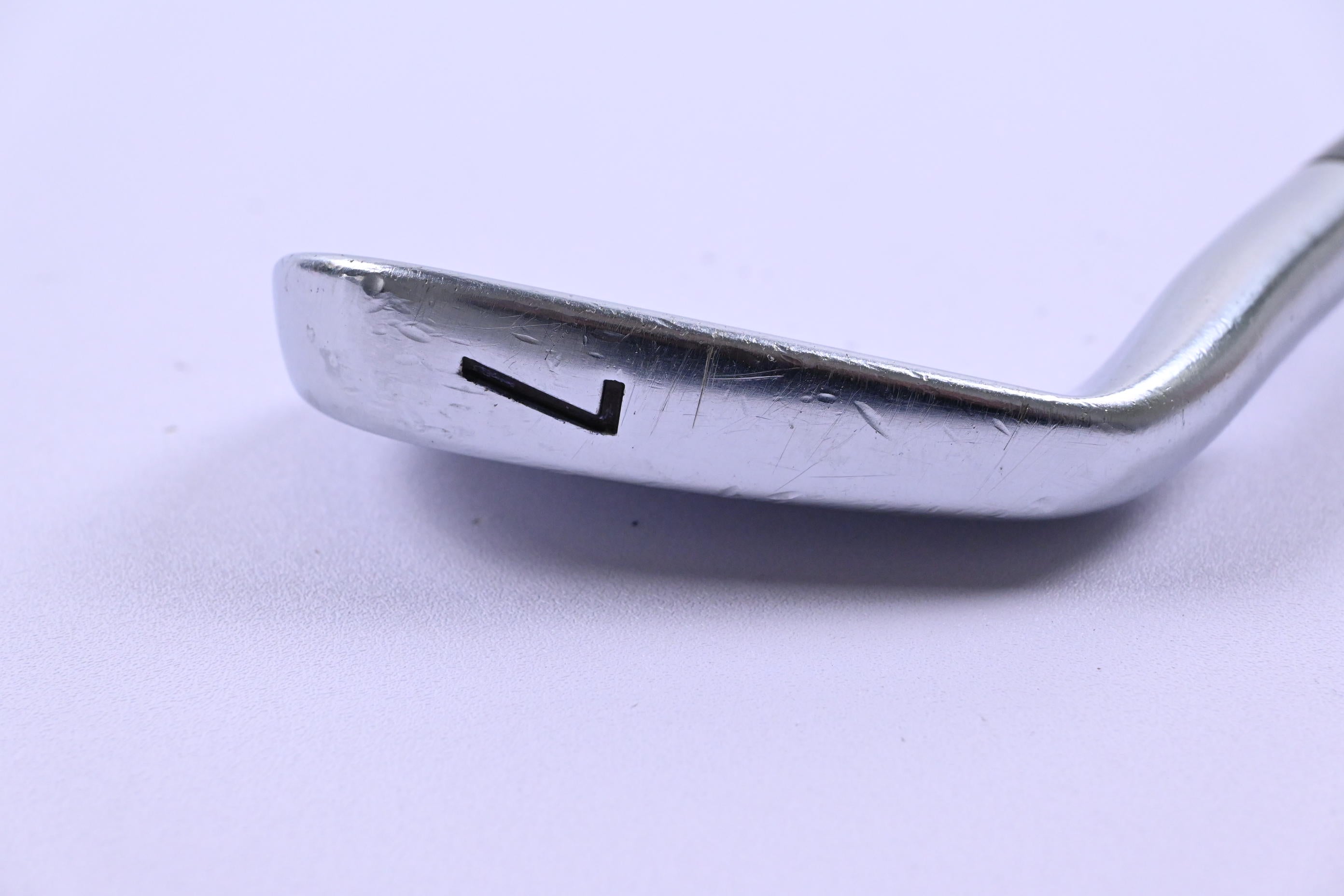 Titleist 712 MB #7 Iron / Regular Flex UST Mamiya Recoil ES 780 Shaft