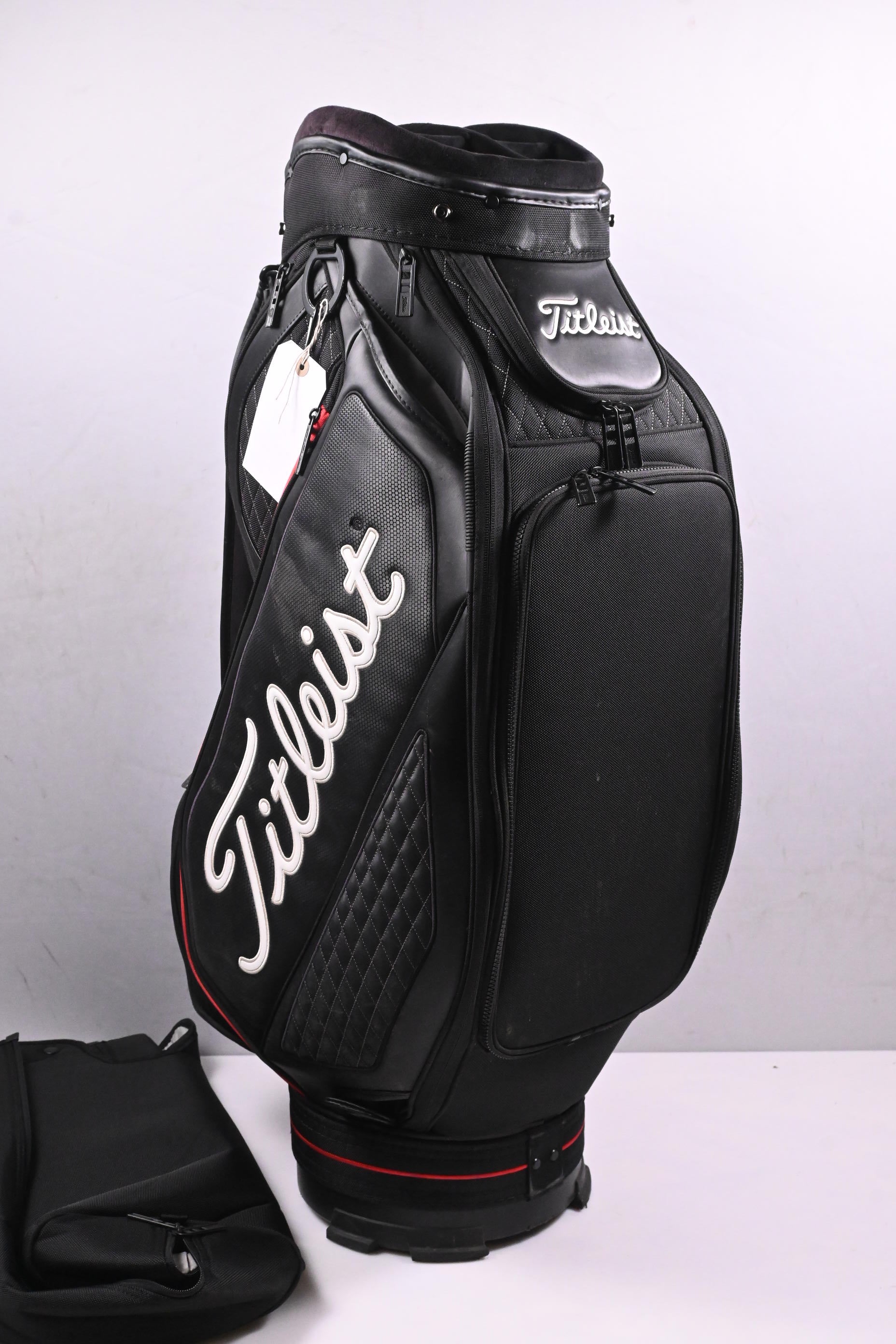 Titleist Midsize Tour Bag / 6-Way Divider / Black