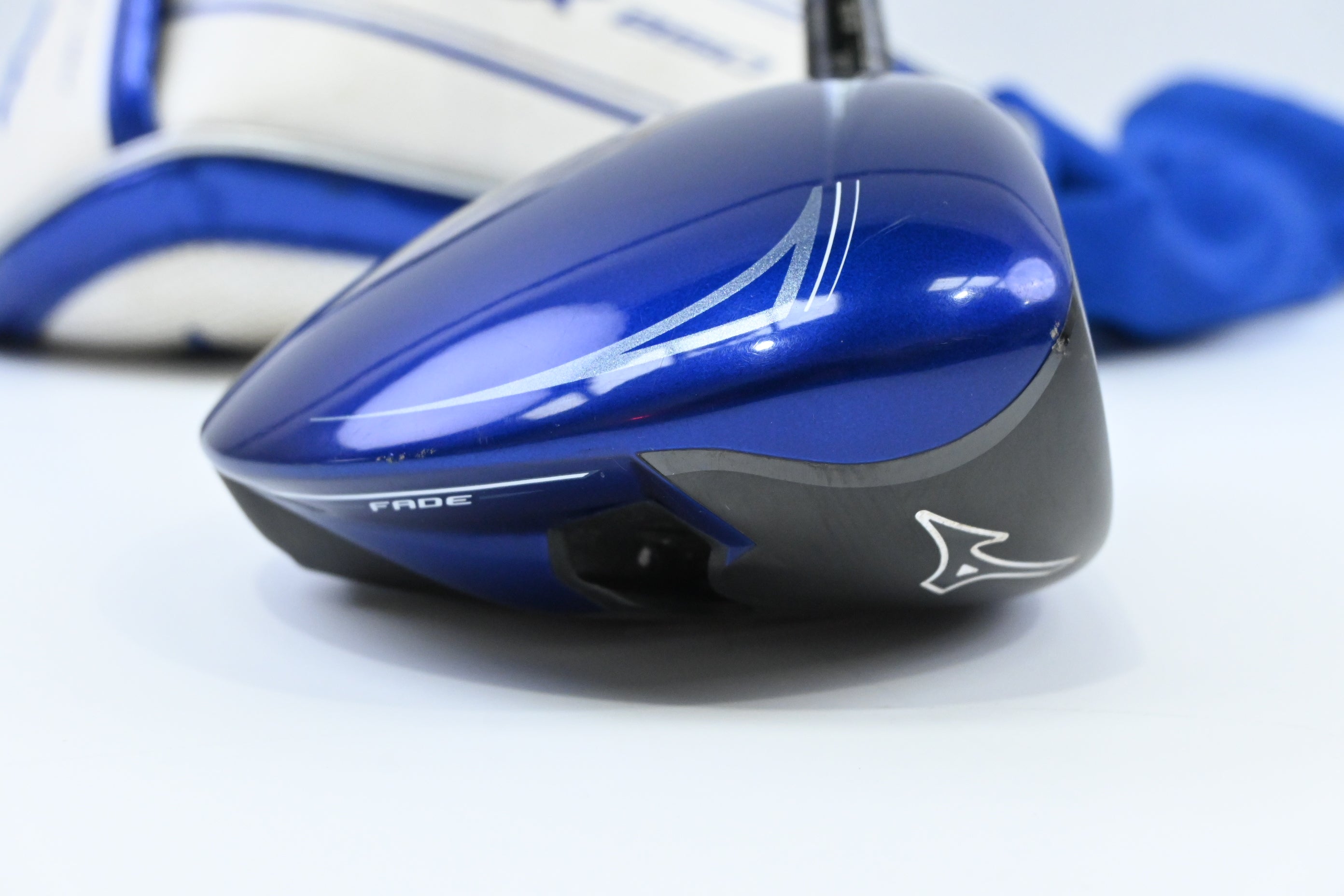 Mizuno JPX 850 Driver / 7.5-11.5 Degree / Regular Flex Fujikura Orochi 55 Shaft