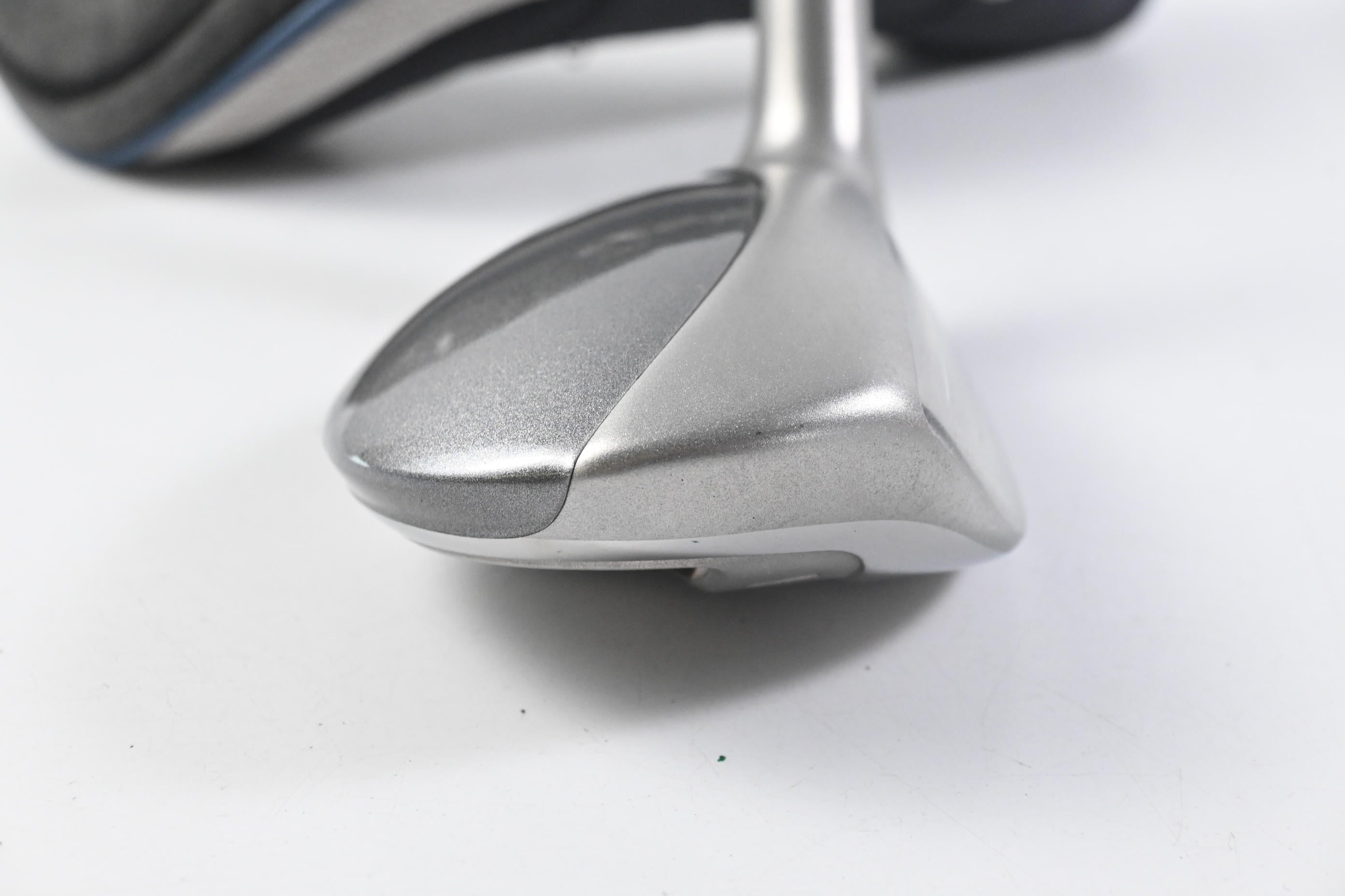 Ladies Taylormade R7 Draw #6 Hybrid / 28 Degree / Ladies Flex REAX 45 Shaft