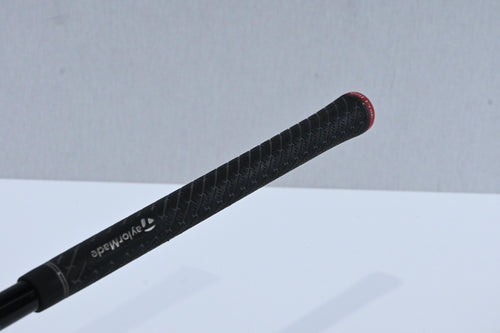 Taylormade Stealth Plus Driver / 9 Degree / Stiff Flex Kai'li Red 60 Shaft