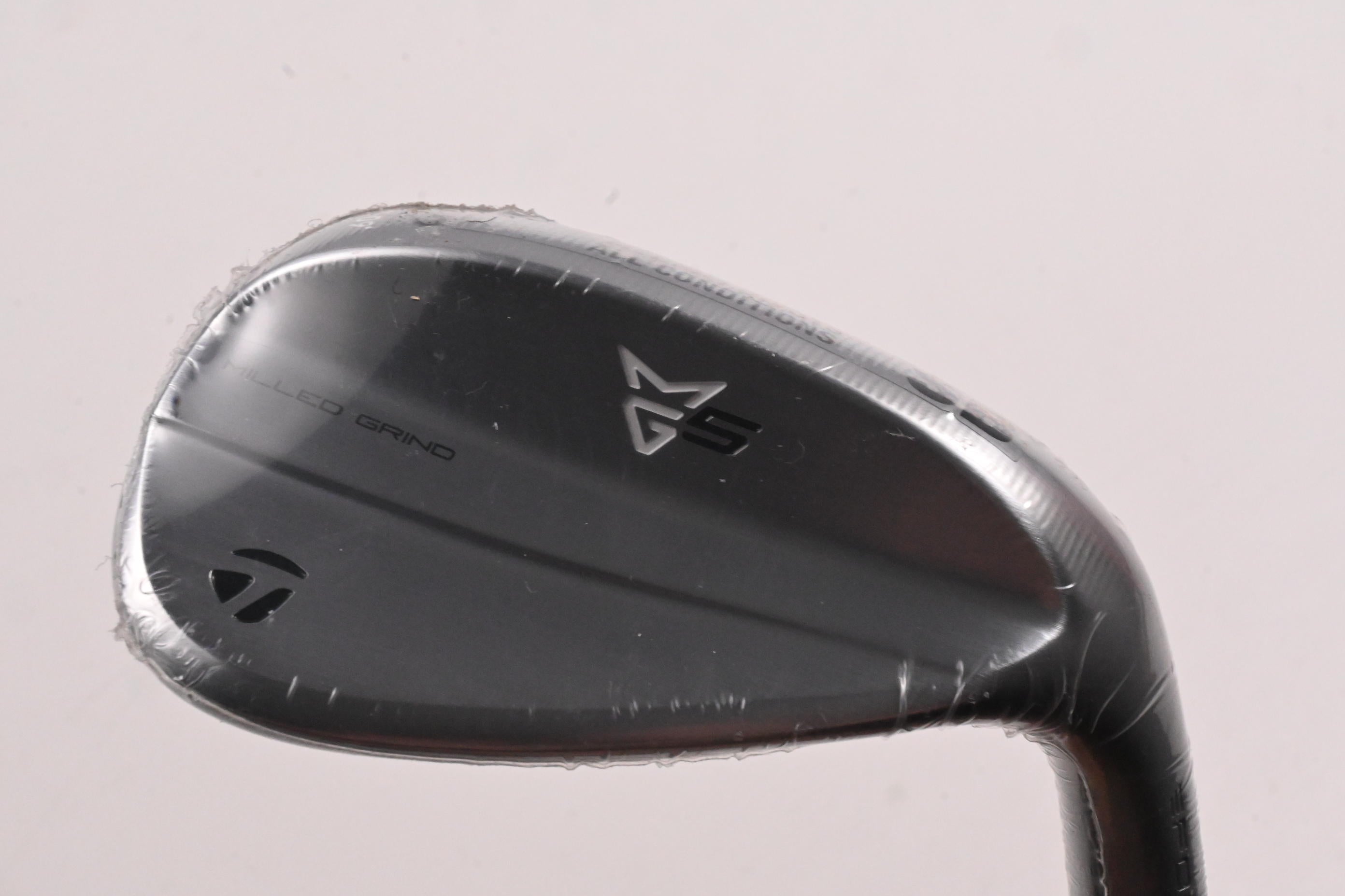 Taylormade Milled Grind 5 Gap Wedge / 52 Degree / Wedge Flex Dynamic Gold 115