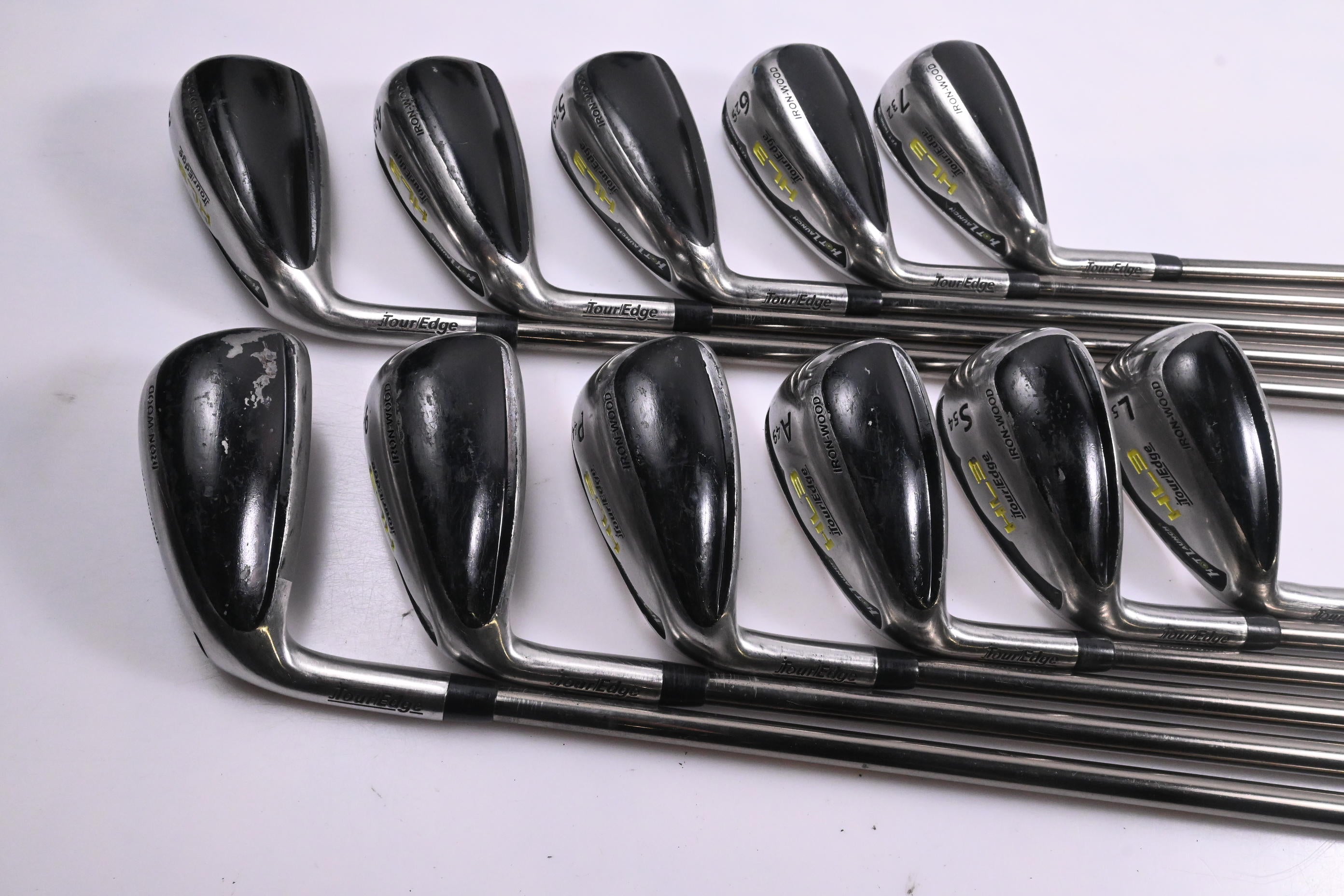 Left Hand Tour Edge Hot Launch 3 Irons / 3-PW+GW+SW+LW / Regular Flex UST Recoil