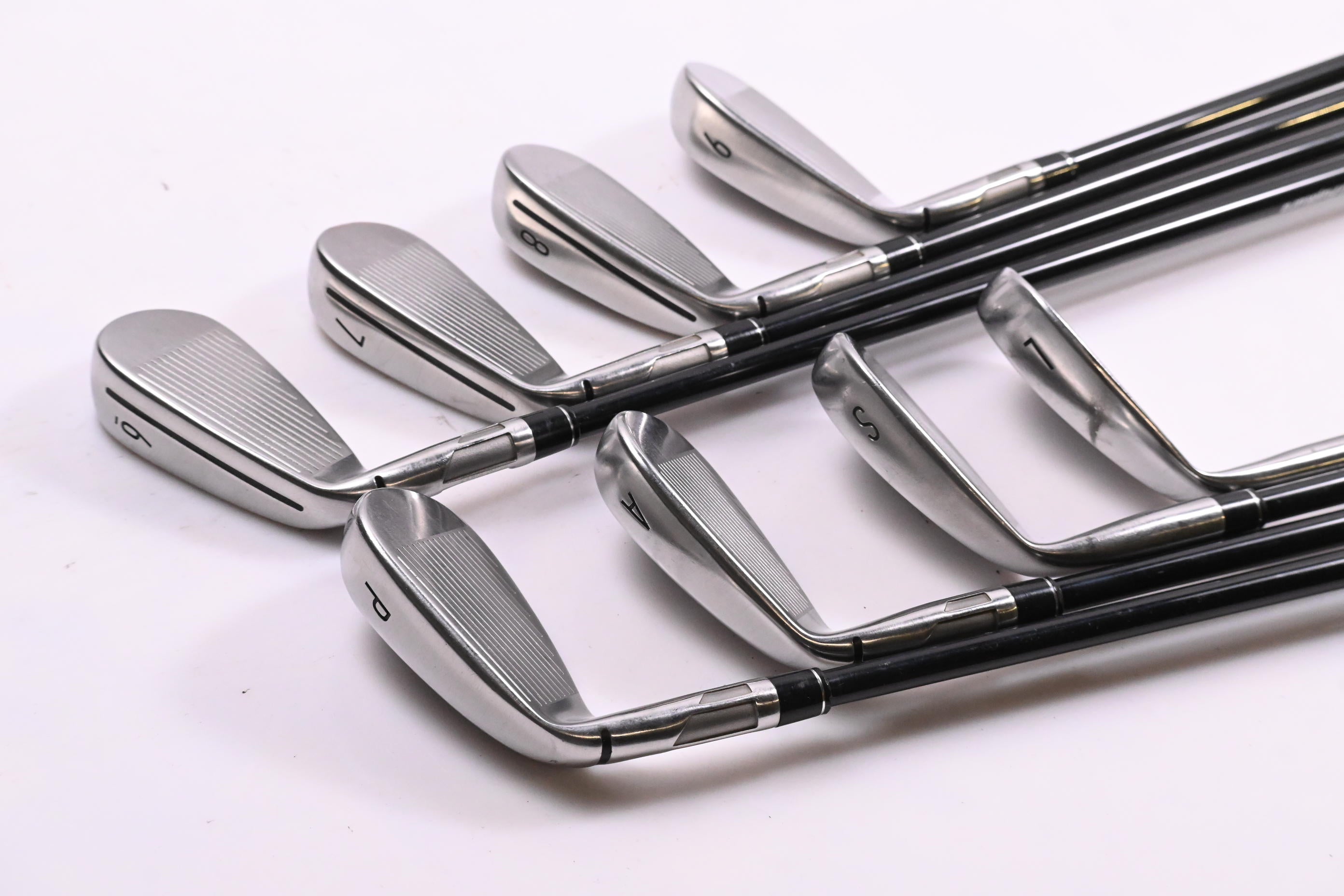 Taylormade Stealth Irons / 6-PW+AW+SW+LW / Regular Flex Fujikura Ventus Red 6