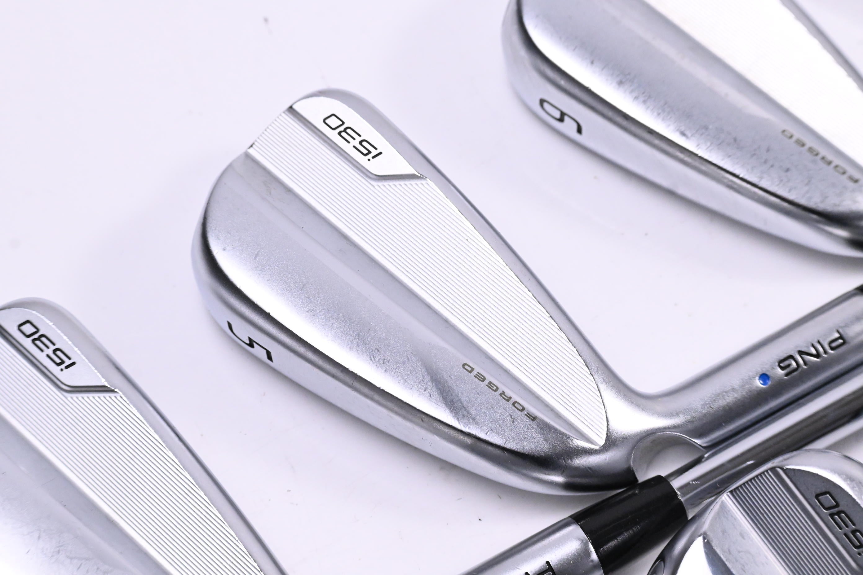 Left Hand Ping i530 Irons / 4-PW+UW / Blue Dot / Stiff Flex Ping AWT 2.0 Shafts