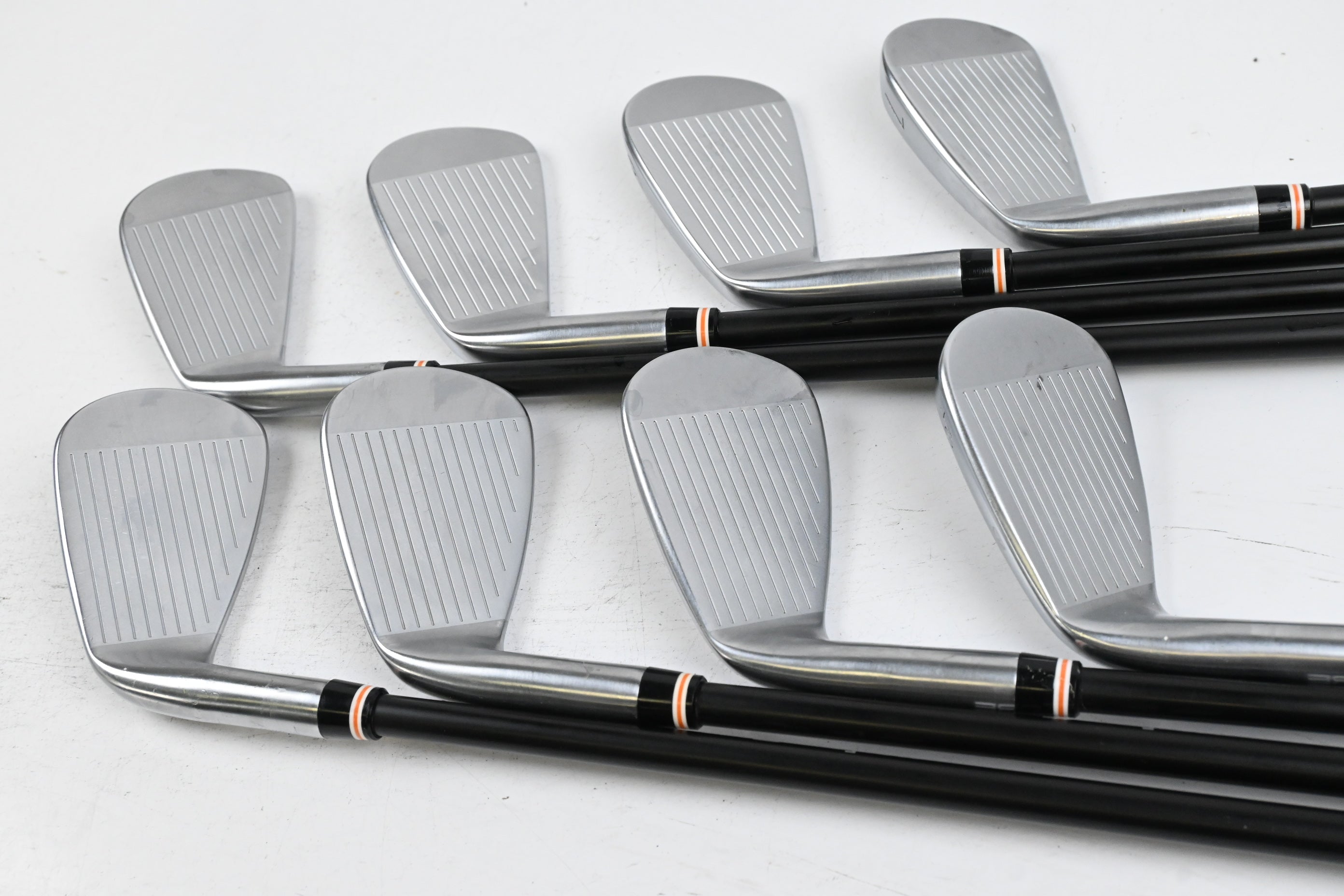 Titleist T100 2025 Irons / 4-PW+GW / Regular Flex Fujikura Axiom Velocore 75