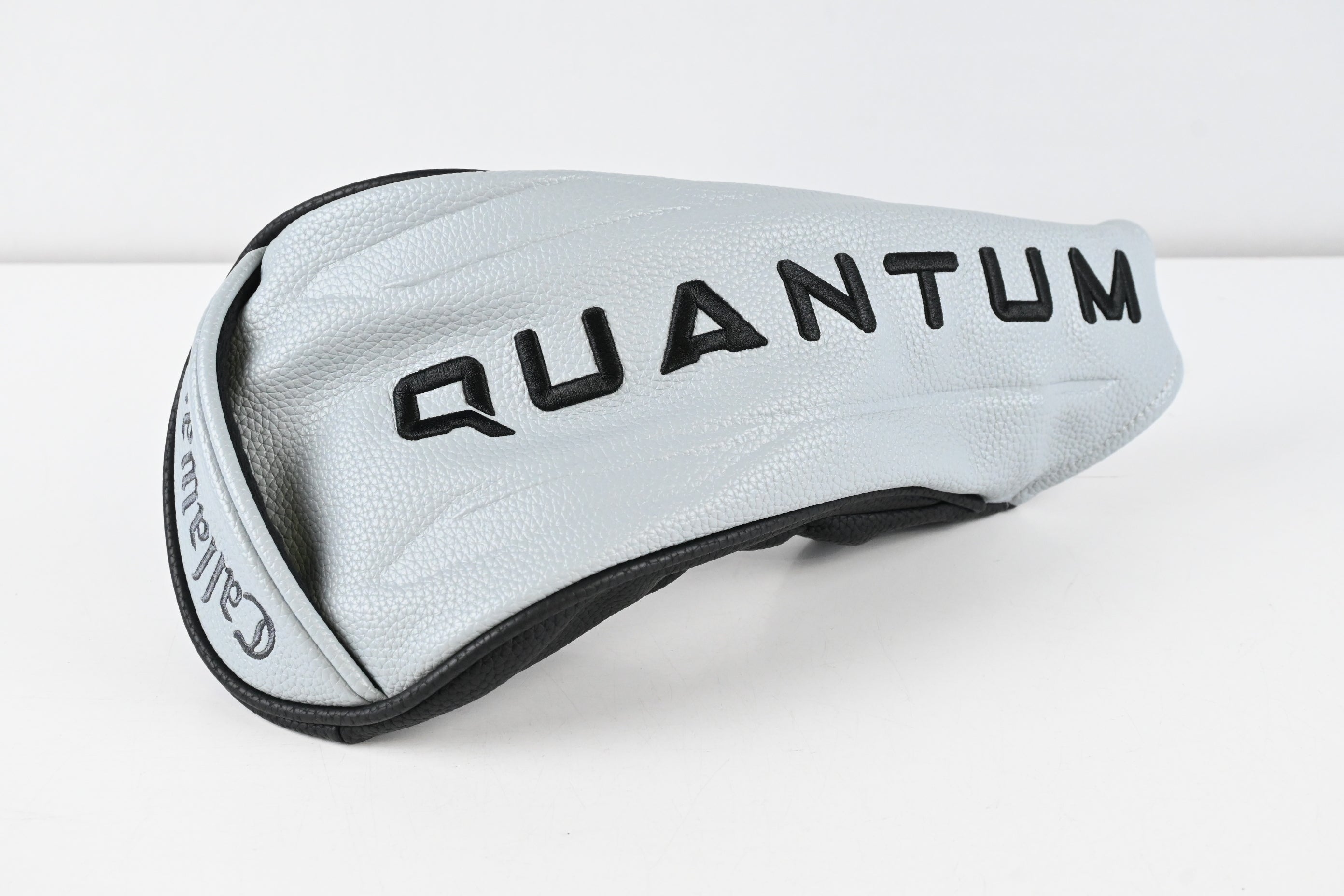 Callaway Quantum Max Driver / 10.5 Degree / Regular Flex Denali Frost Silver 50