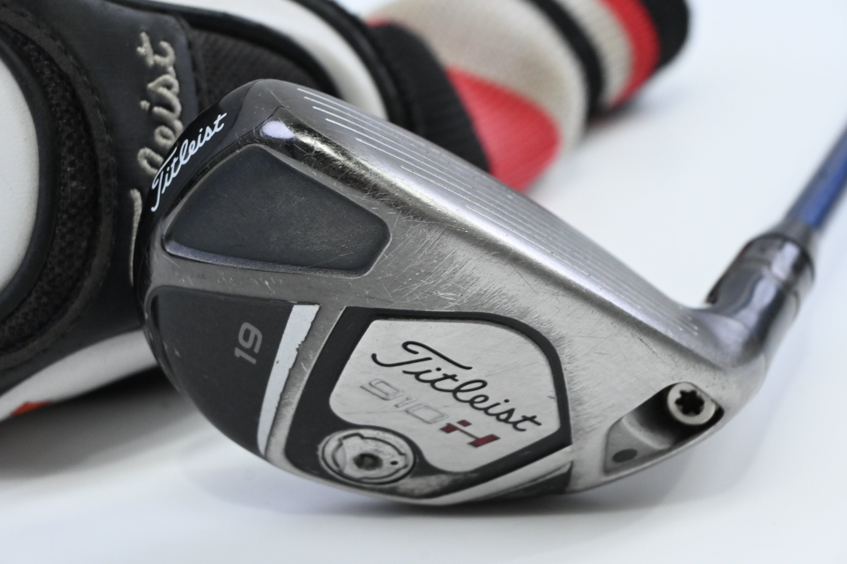 Titleist 910H #3 Hybrid / 19 Degree / Stiff Flex Project X - HD2 92 Shaft