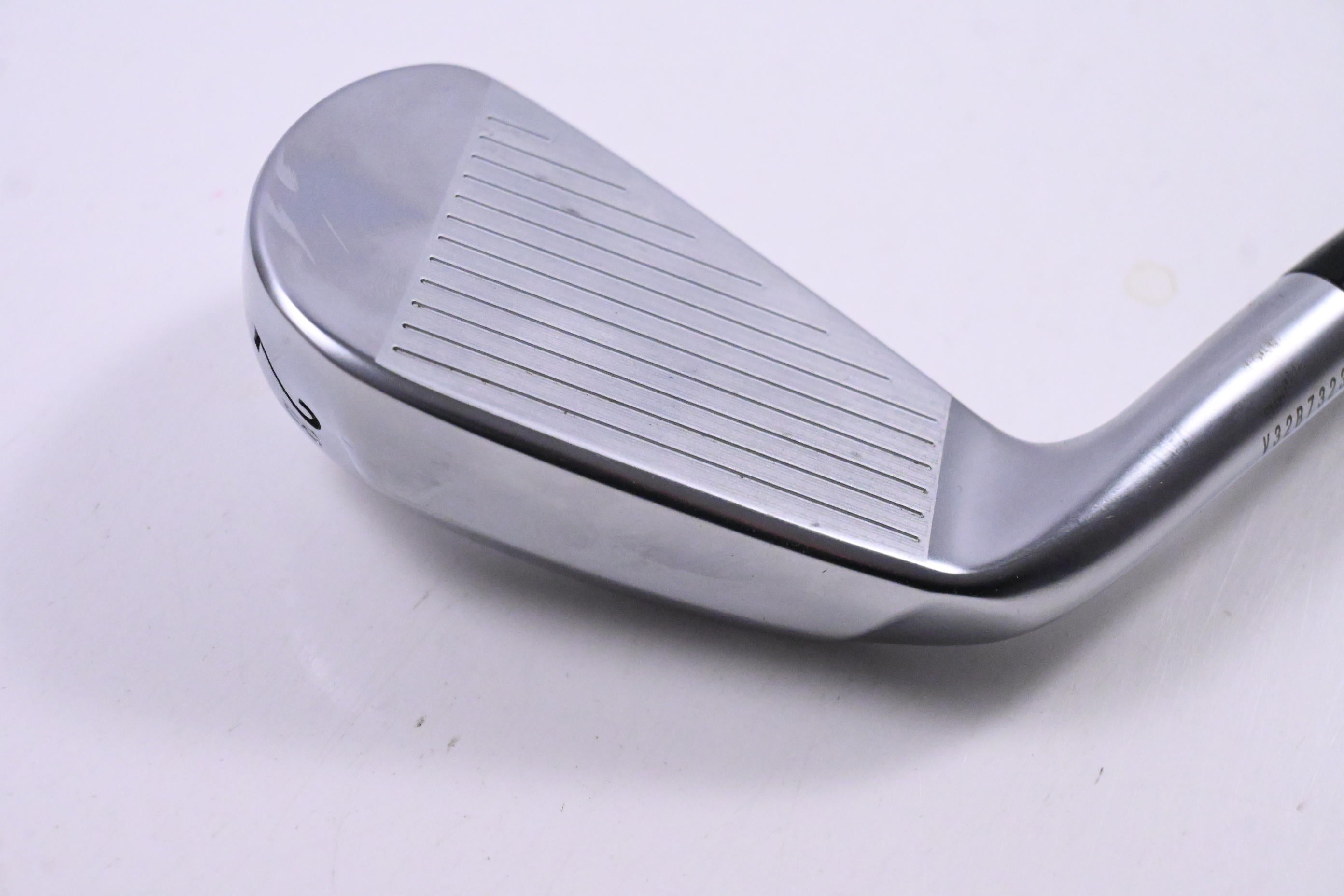 Srixon ZXiU Utility #2 Iron / 18 Degree / X-Flex HZRDUS Black 90 Shaft