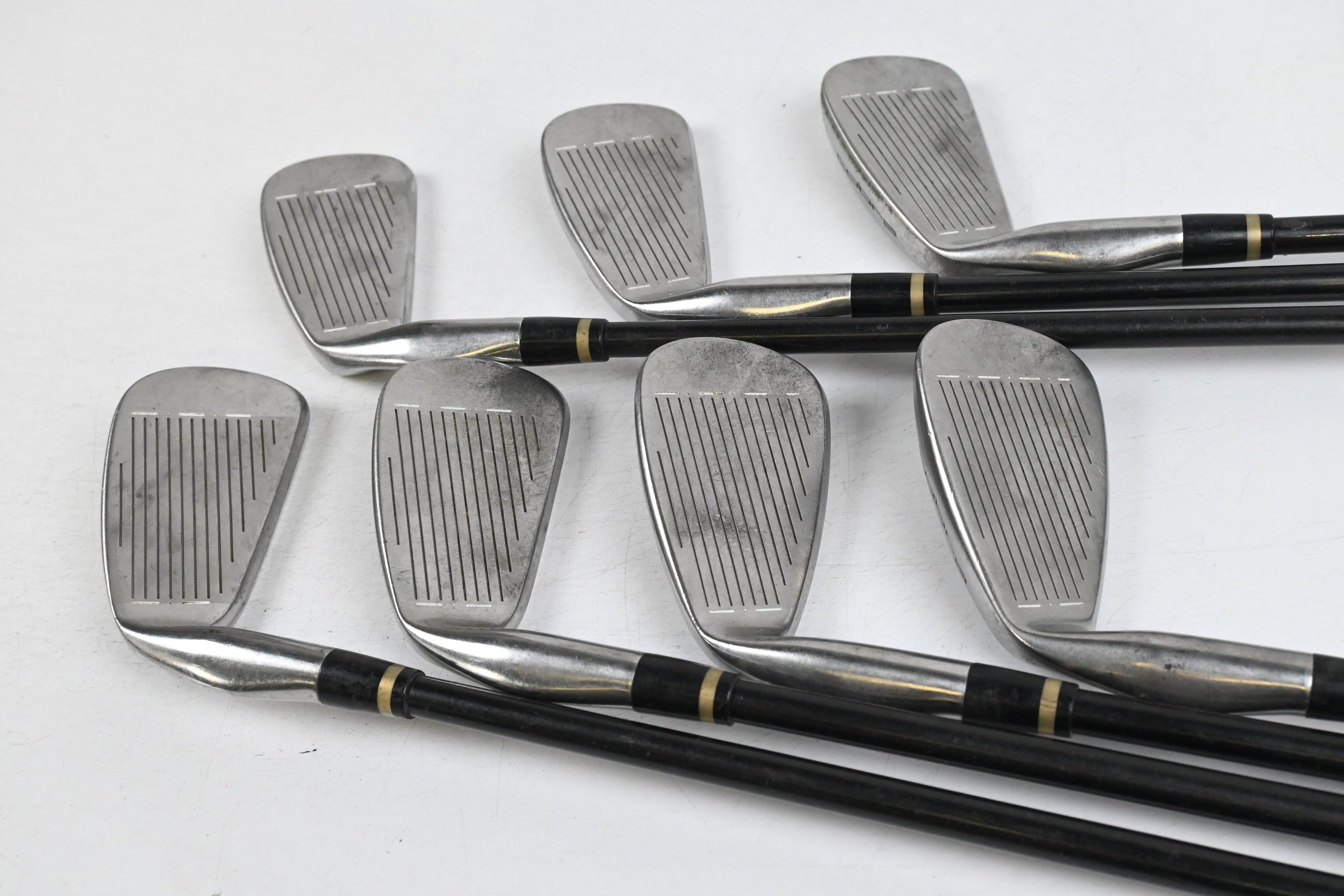 Cobra Gravity Back Irons / 3-9i / Regular Flex Cobra MSS Shafts