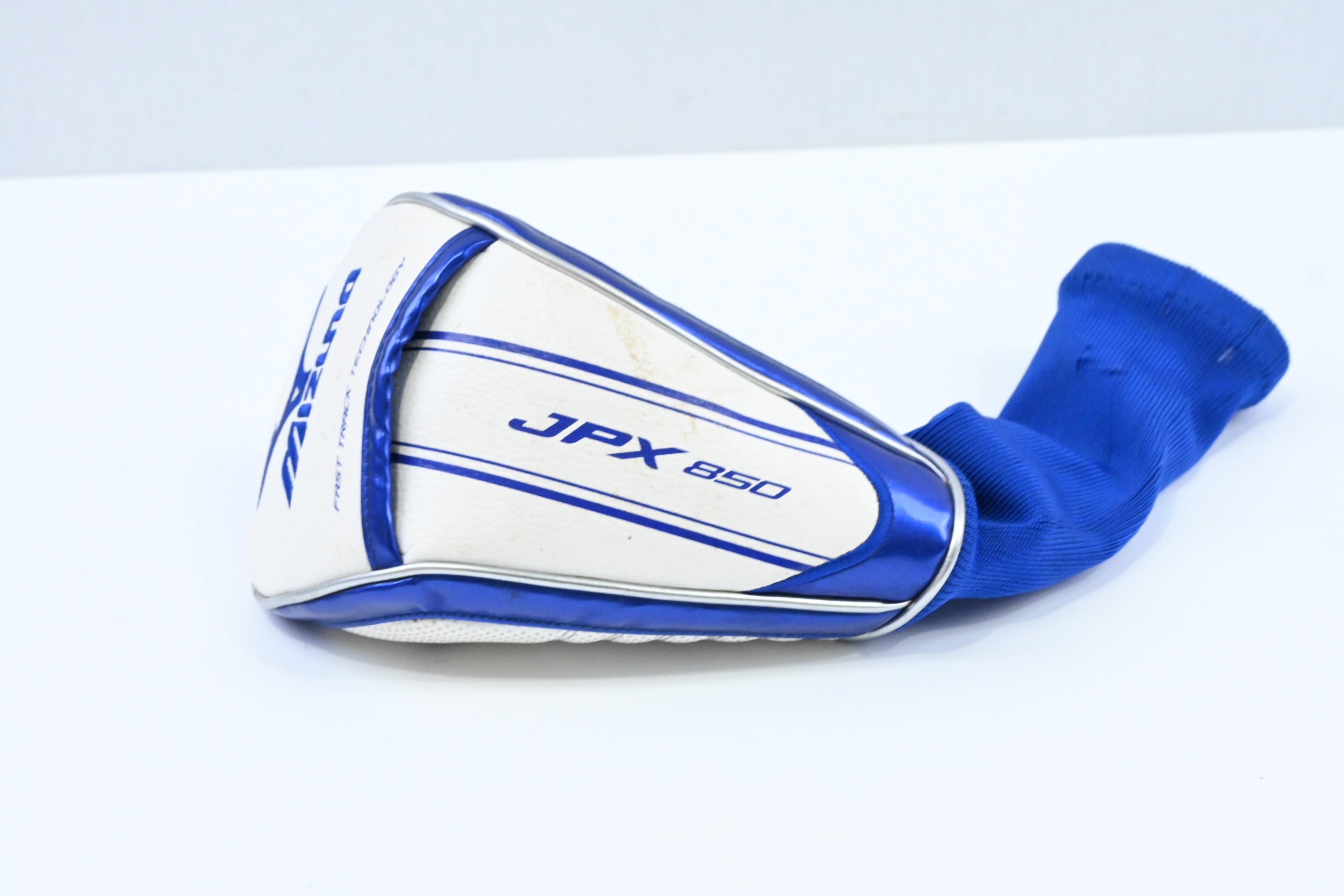 Mizuno JPX 850 Driver / 7.5-11.5 Degree / Regular Flex Fujikura Orochi 55 Shaft