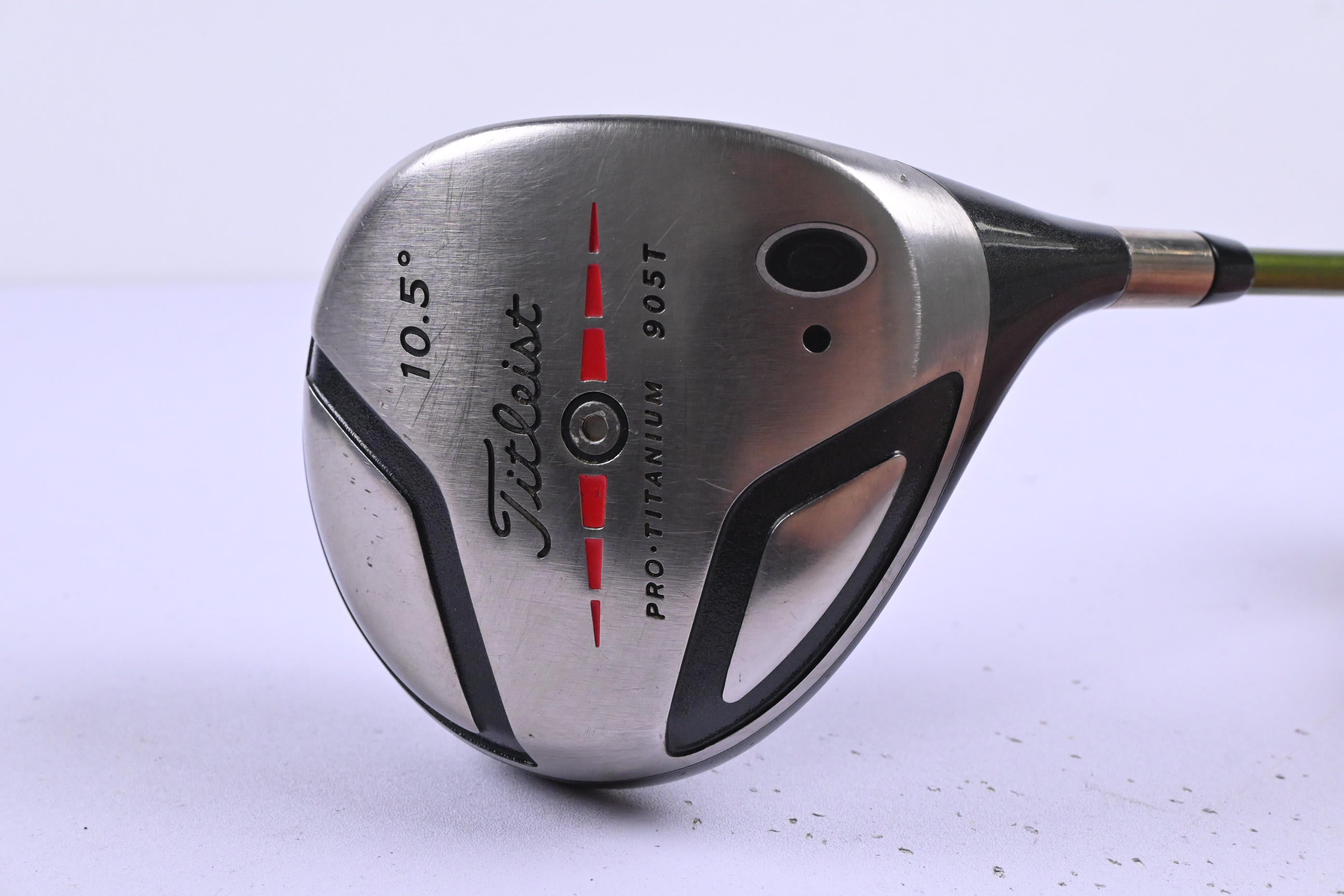 Titleist 905 T Driver / 10.5 Degree / Regular Flex Aldila NV 65 Shaft