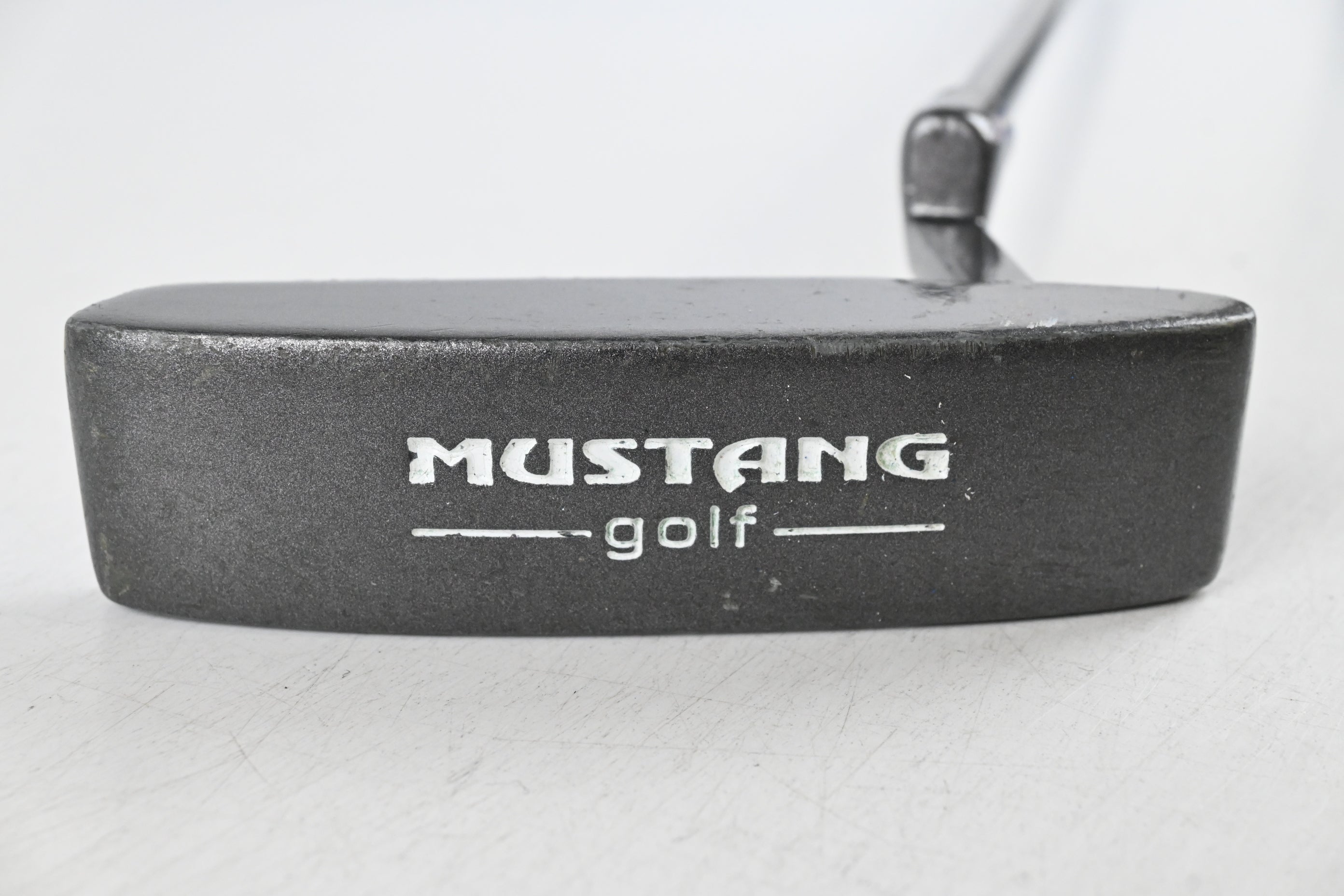 Mustang Golf Putter / 35 Inch